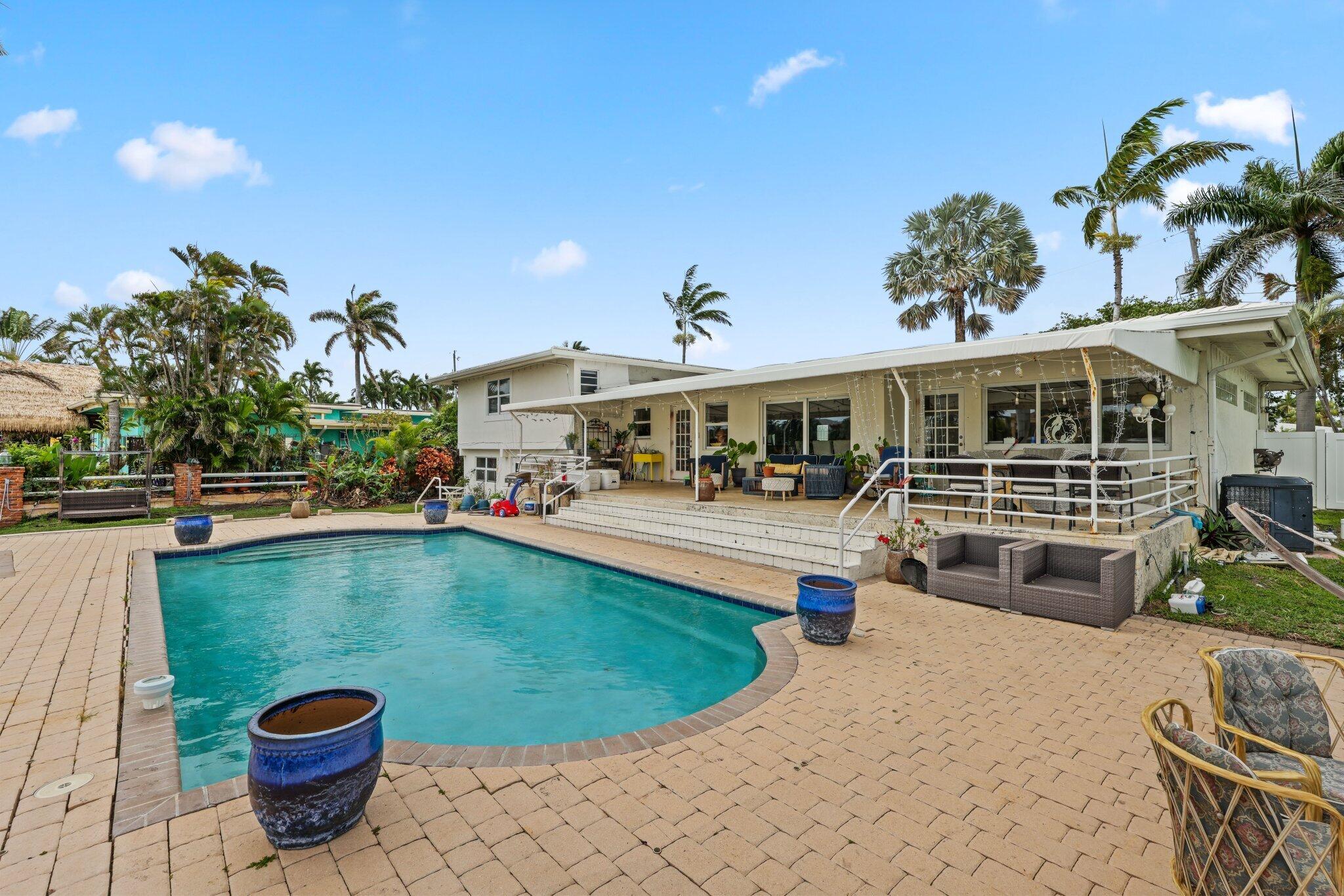 442 SE 17th Terrace