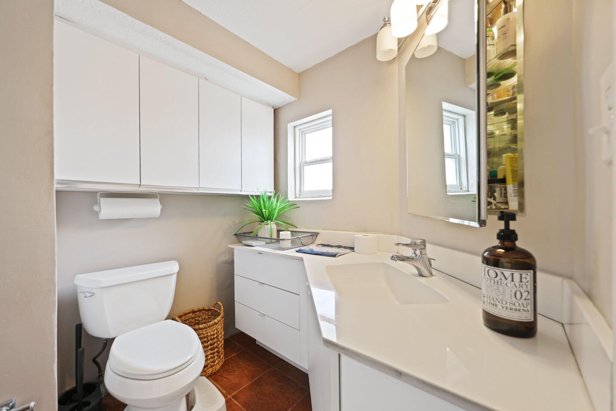 442 SE 17th Terrace