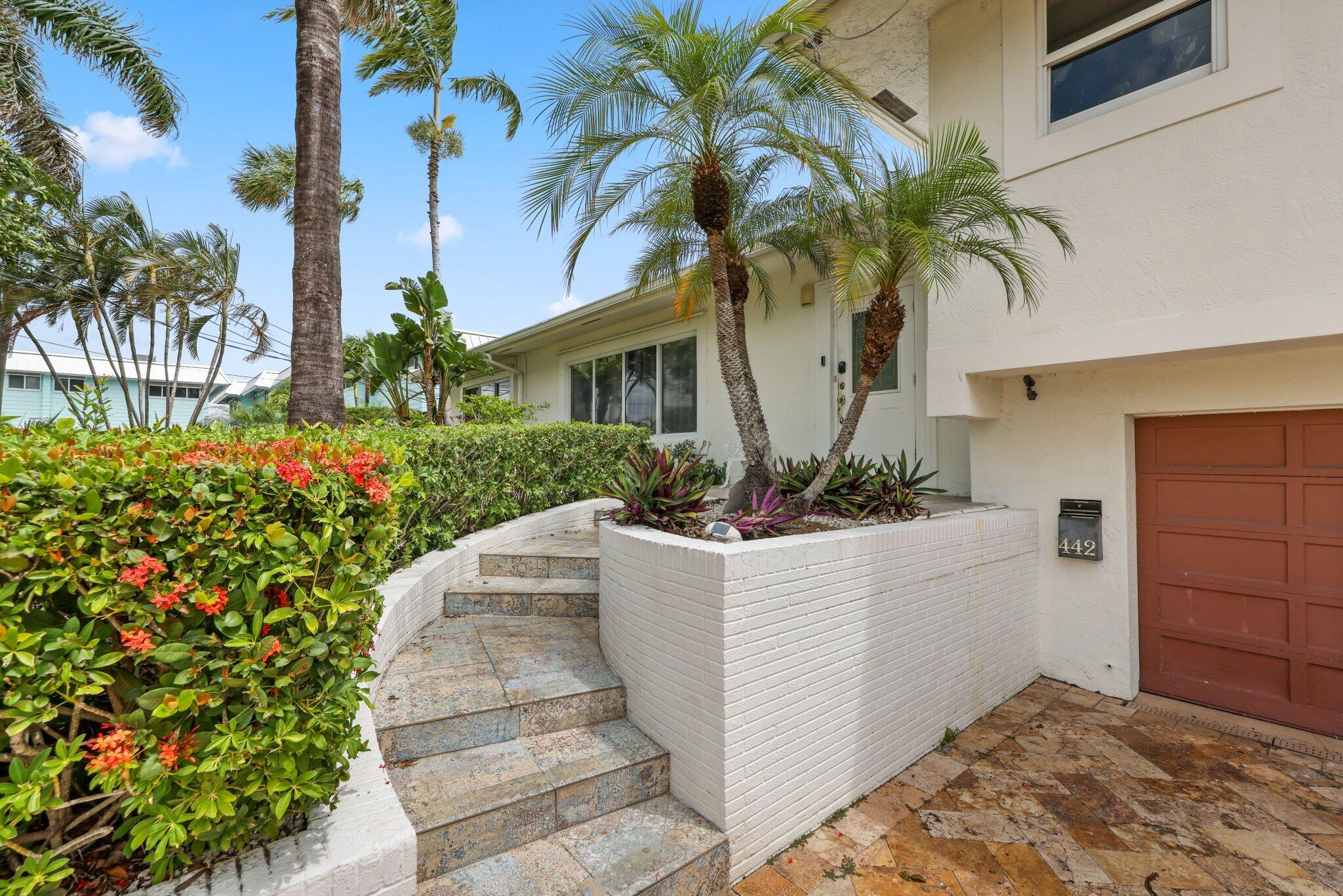 442 SE 17th Terrace