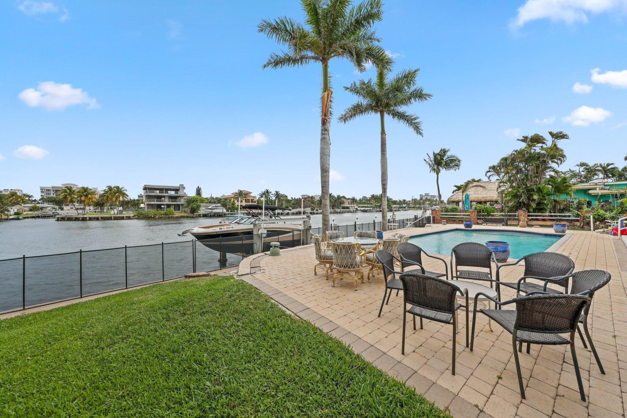 442 SE 17th Terrace