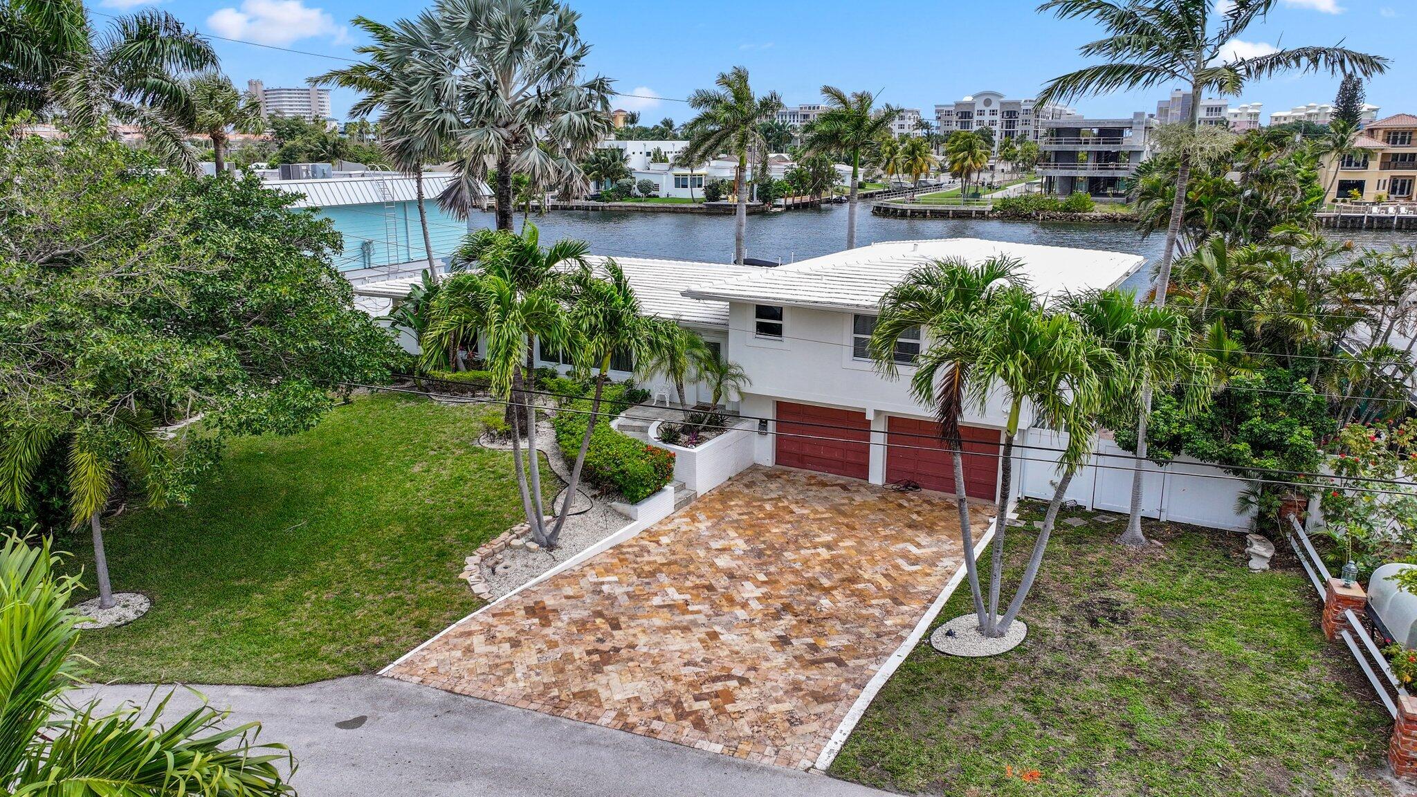 442 SE 17th Terrace