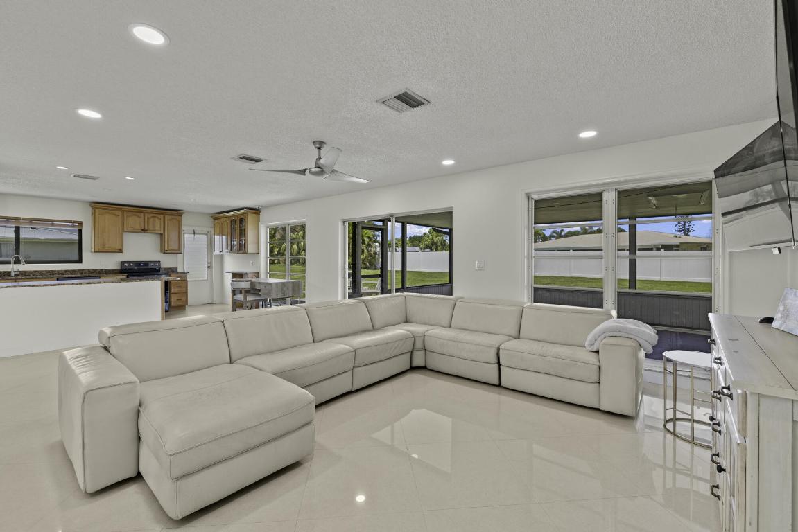 1799 SE Westmoreland Boulevard