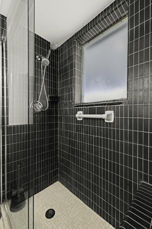 1799 SE Westmoreland Boulevard