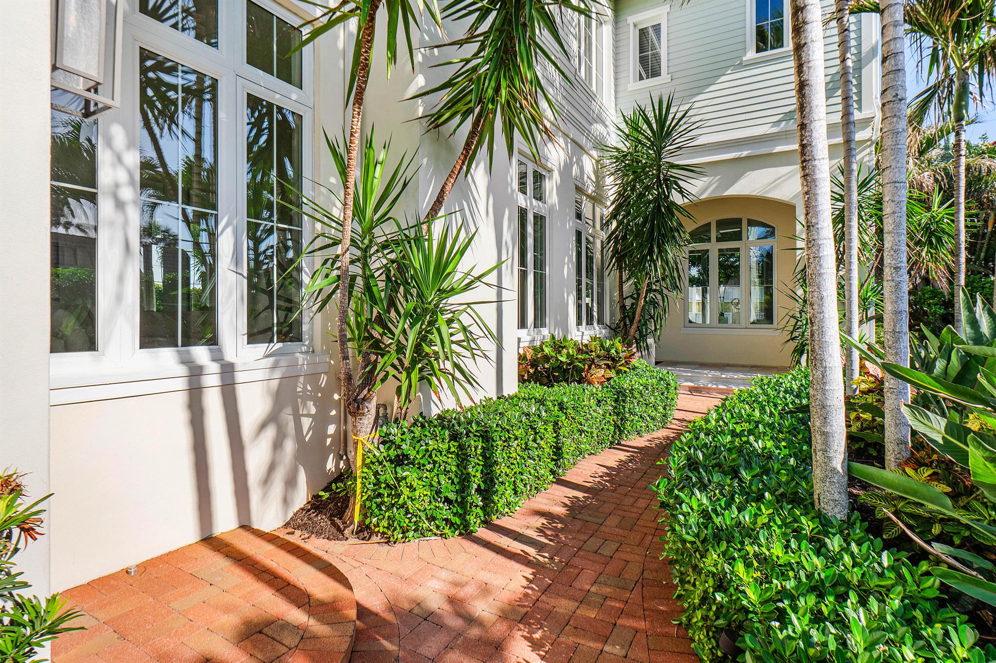 17 Adams Road