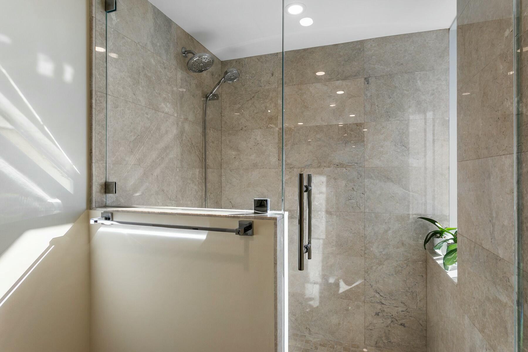 4100 N Ocean Drive 2204