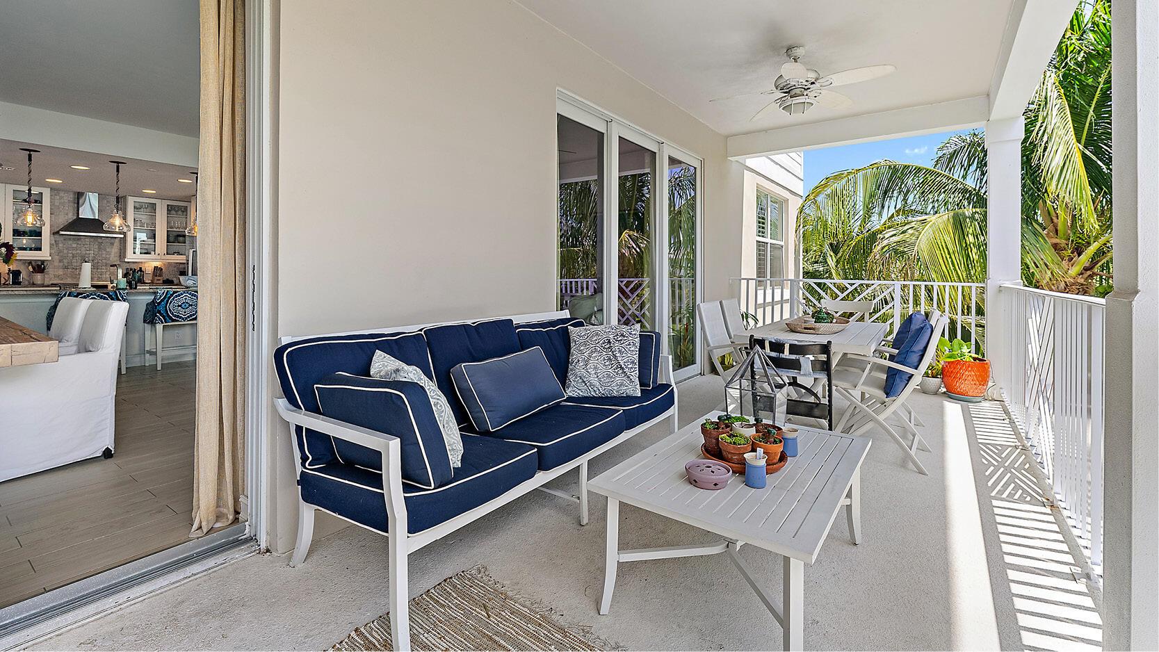 432 Bay Colony Drive N