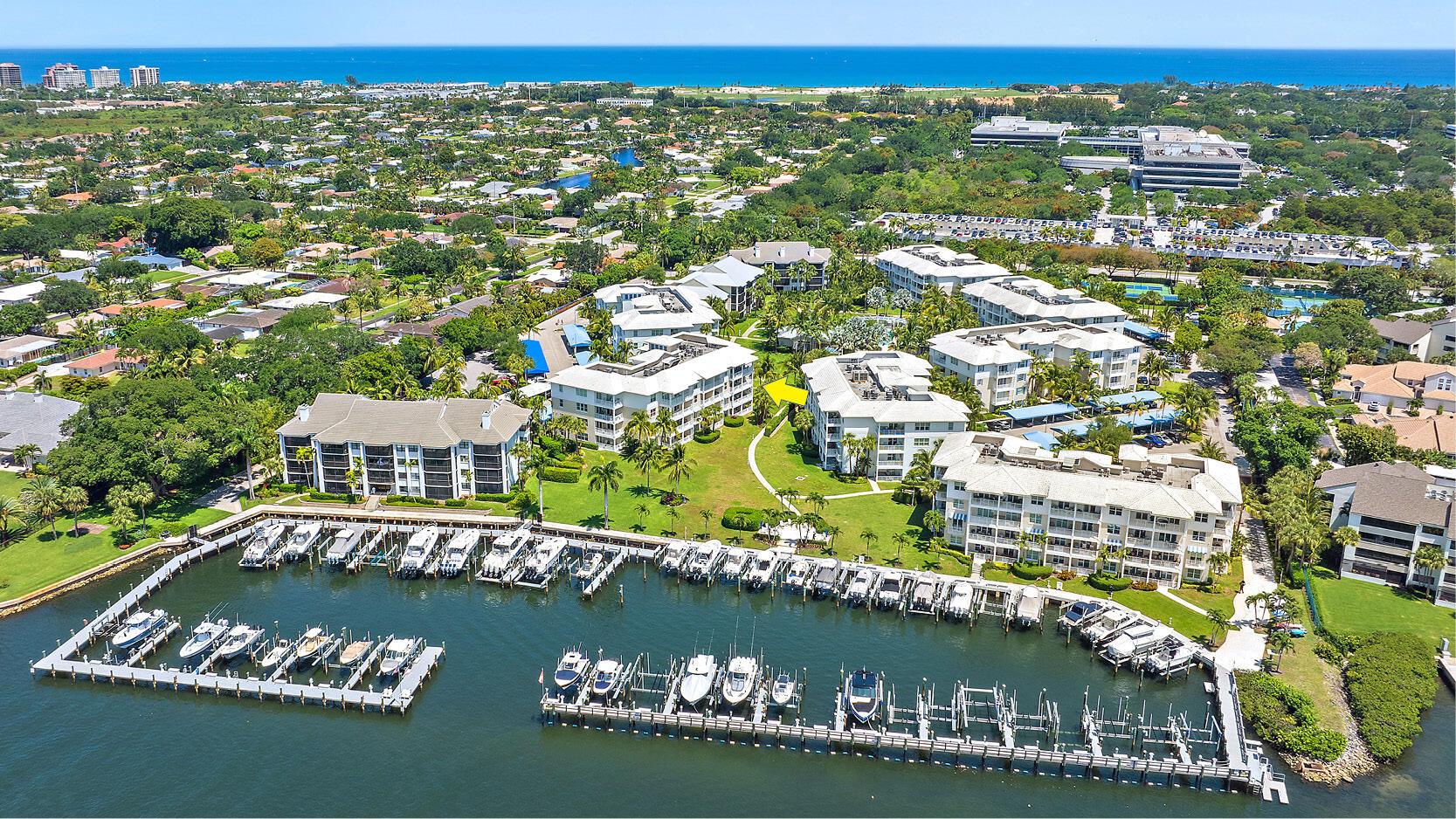 432 Bay Colony Drive N