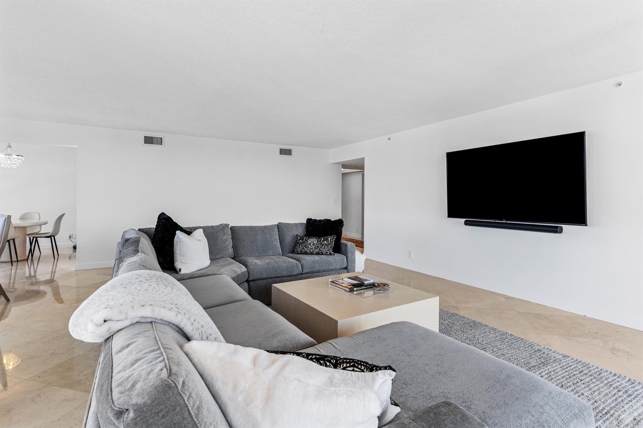 4740 S Ocean Boulevard S 501