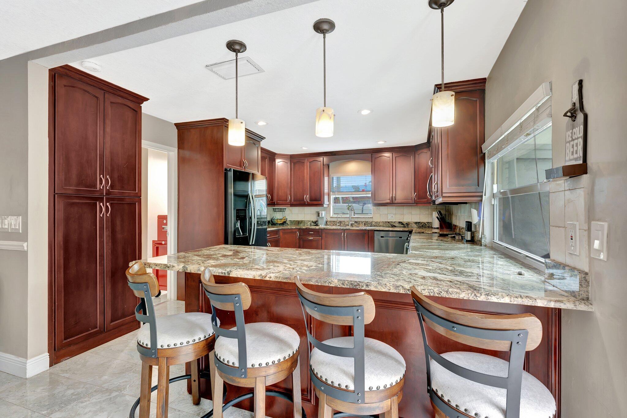 385 SW 31 Avenue