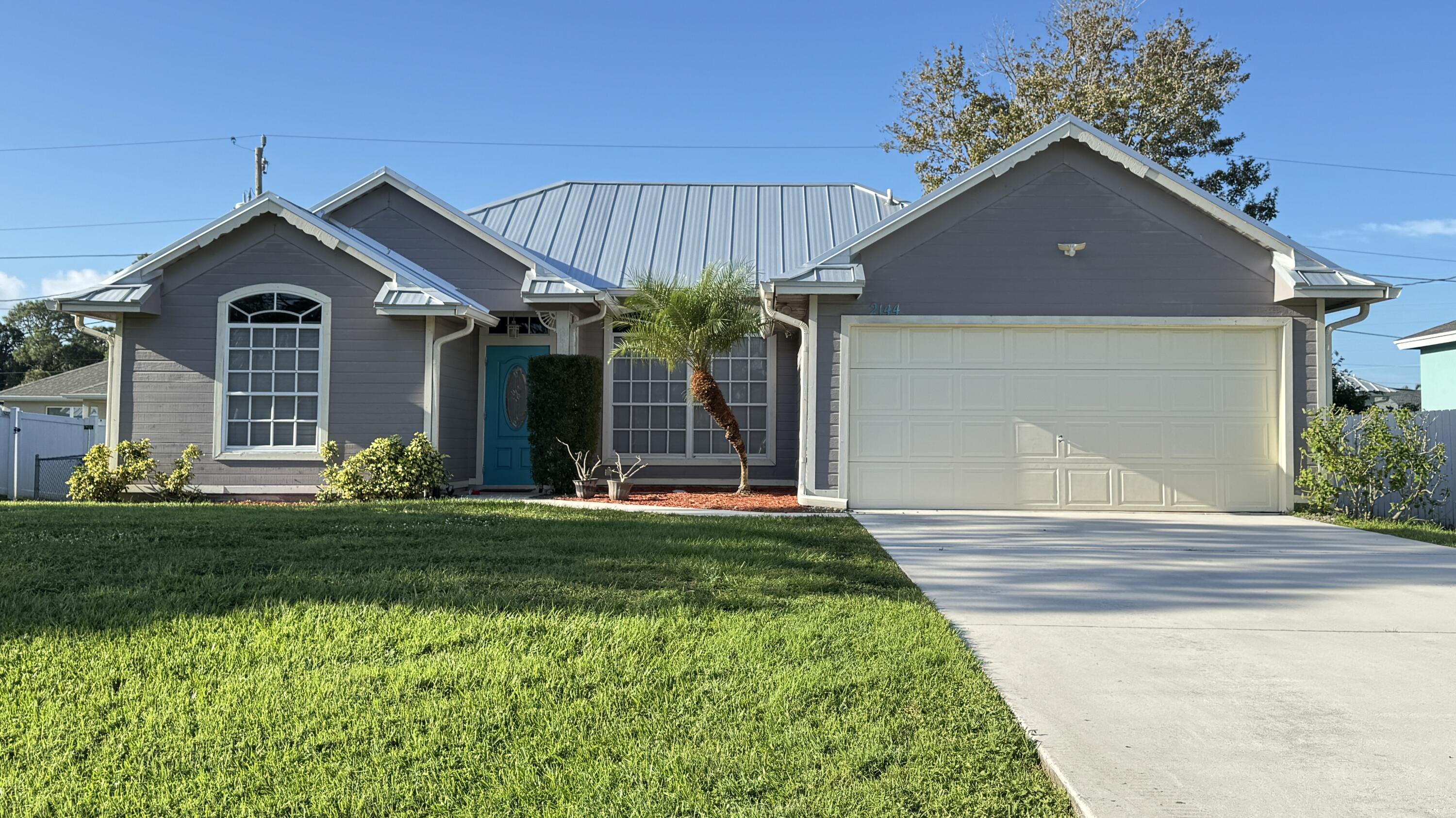 2144 SW Vista Road