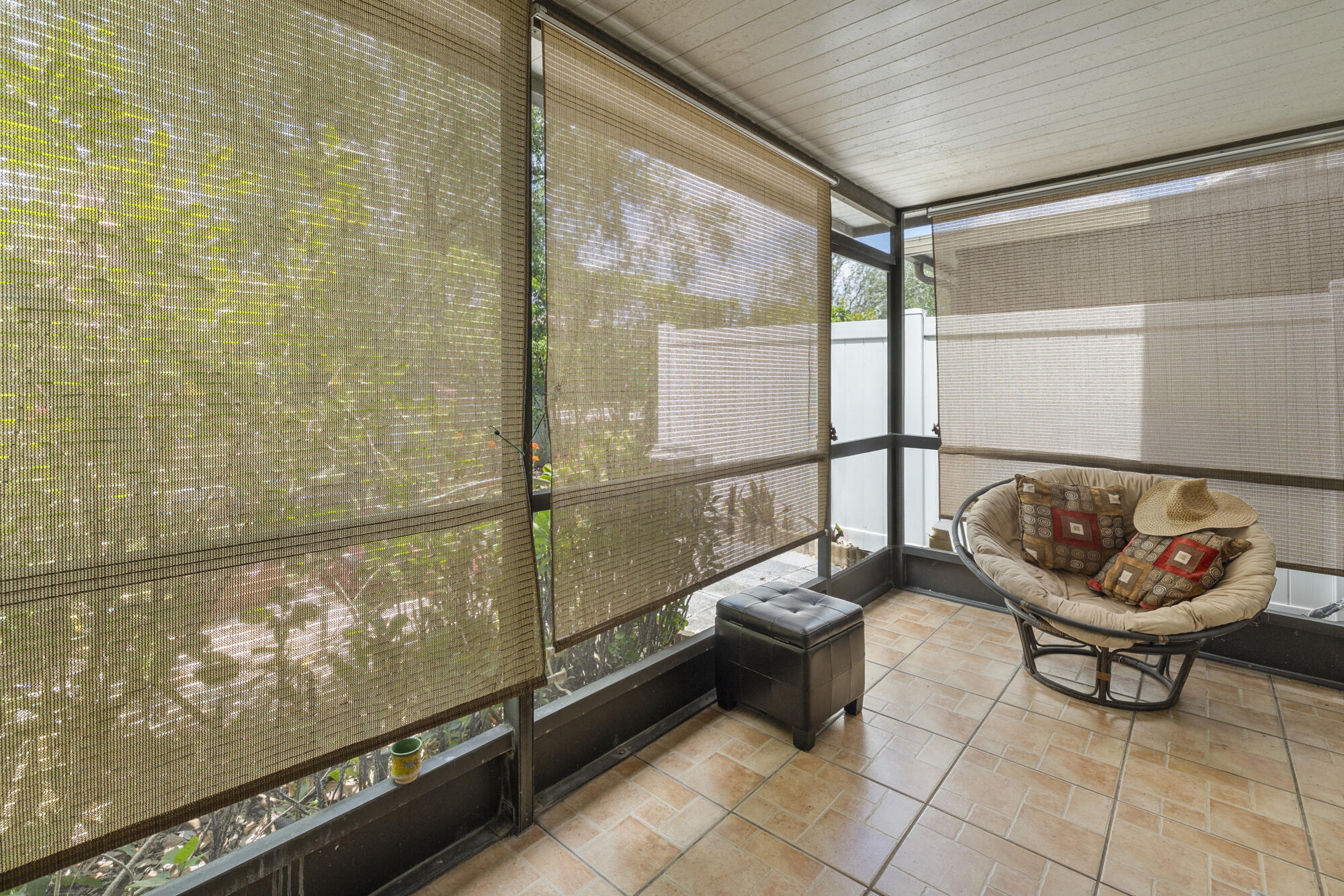 2641 Gately Drive W 2003