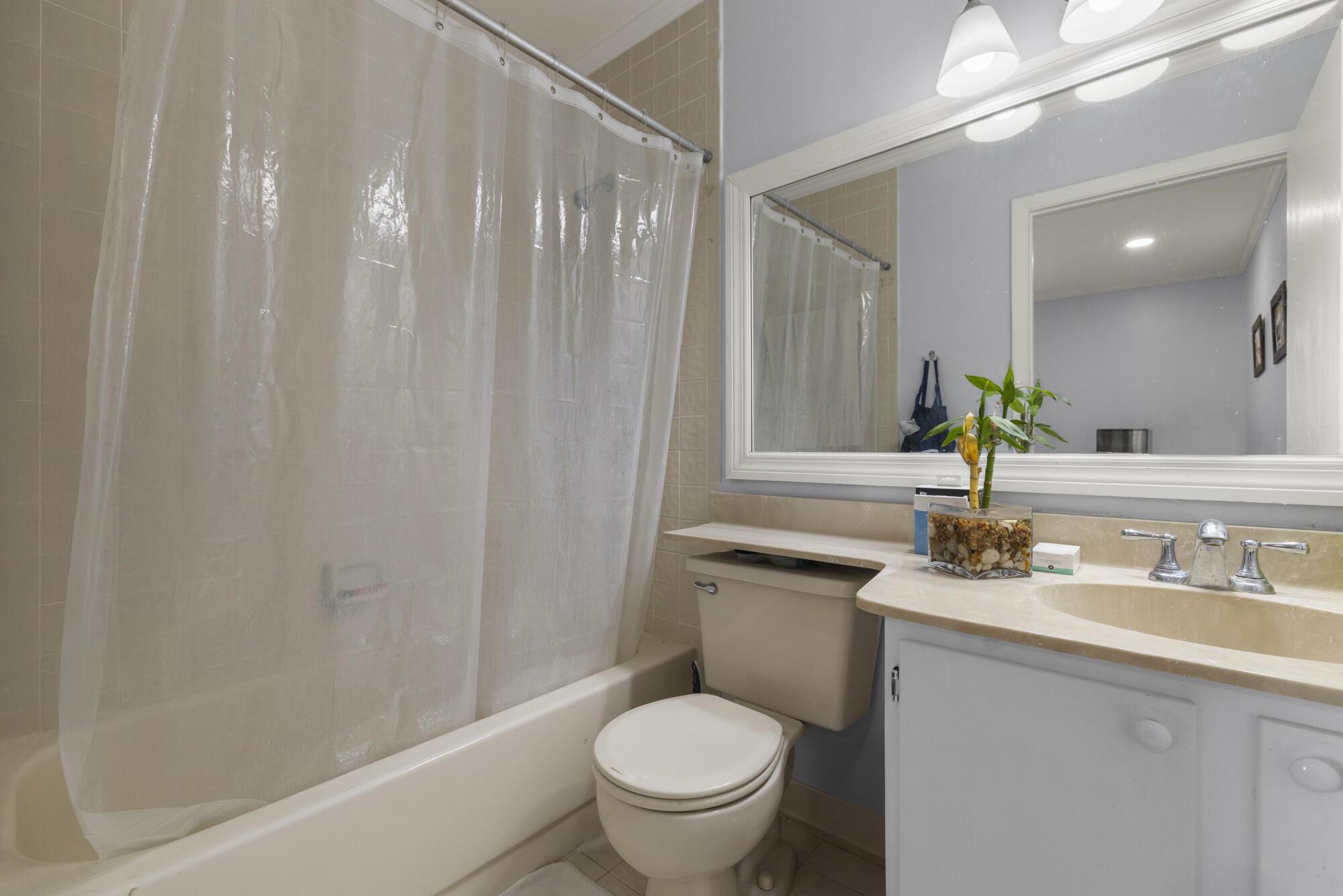 2641 Gately Drive W 2003