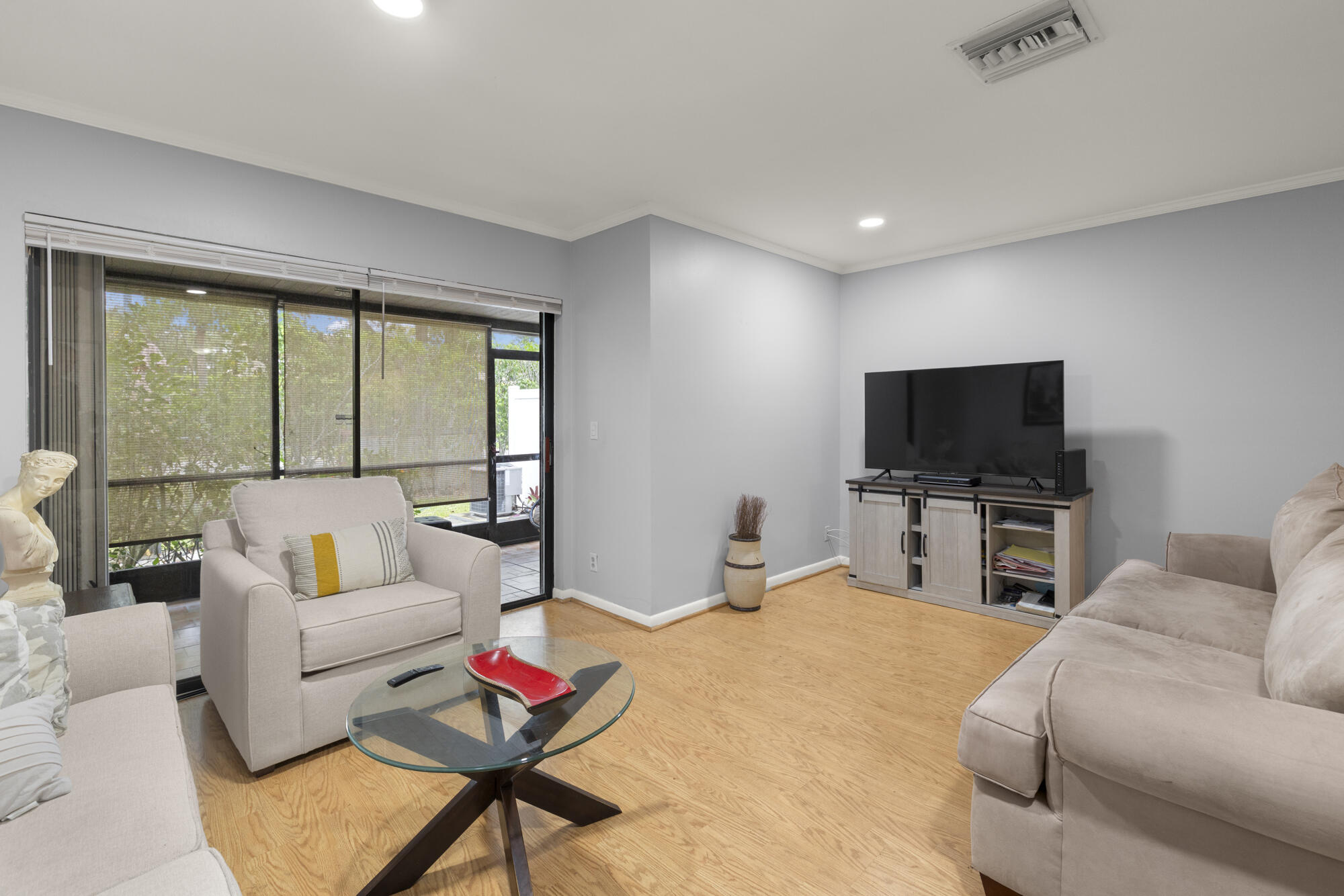 2641 Gately Drive W 2003