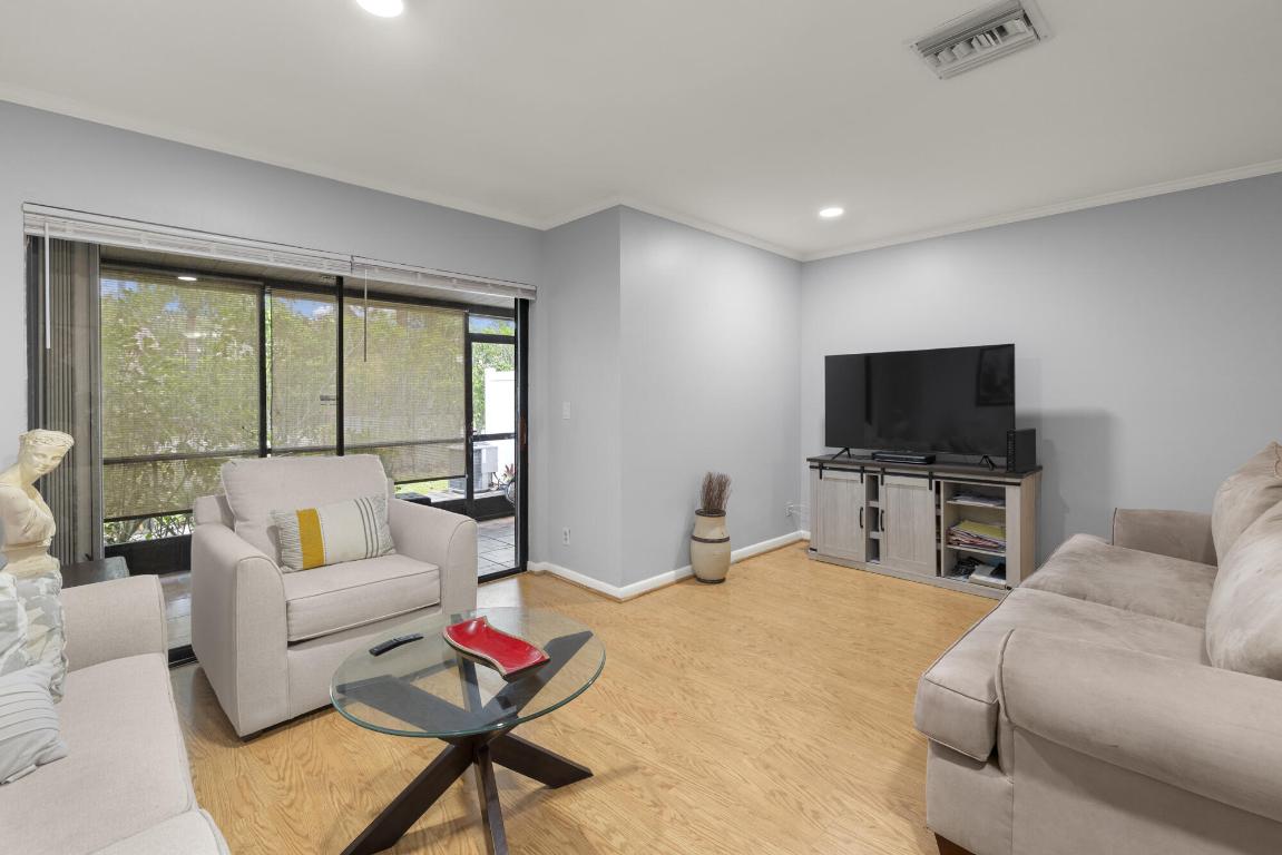 2641 Gately Drive W 2003