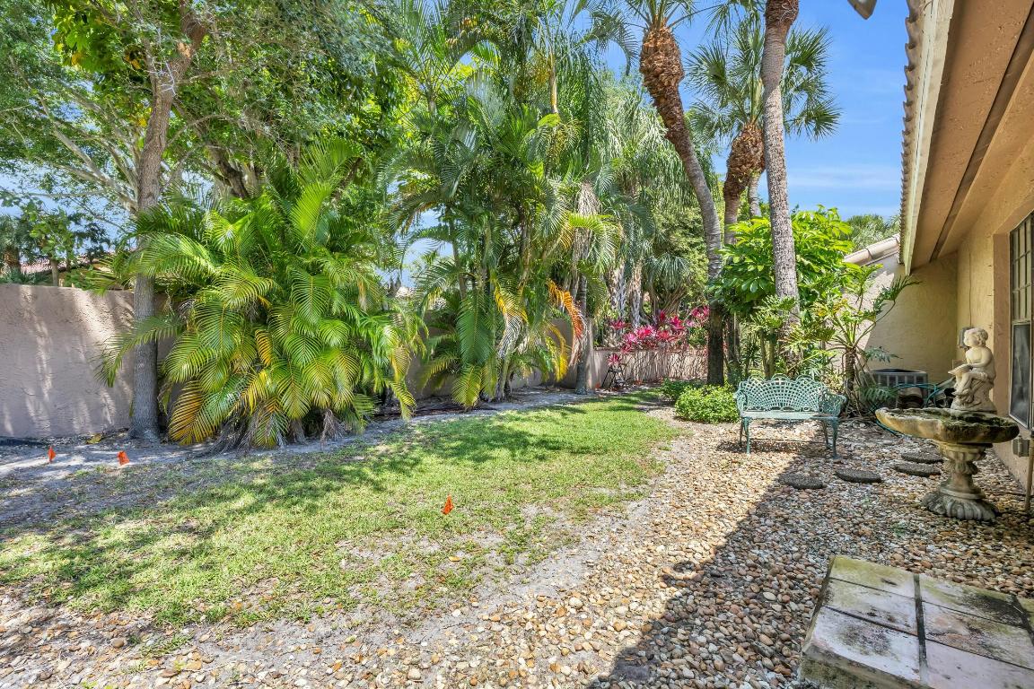 11206 Applegate Circle