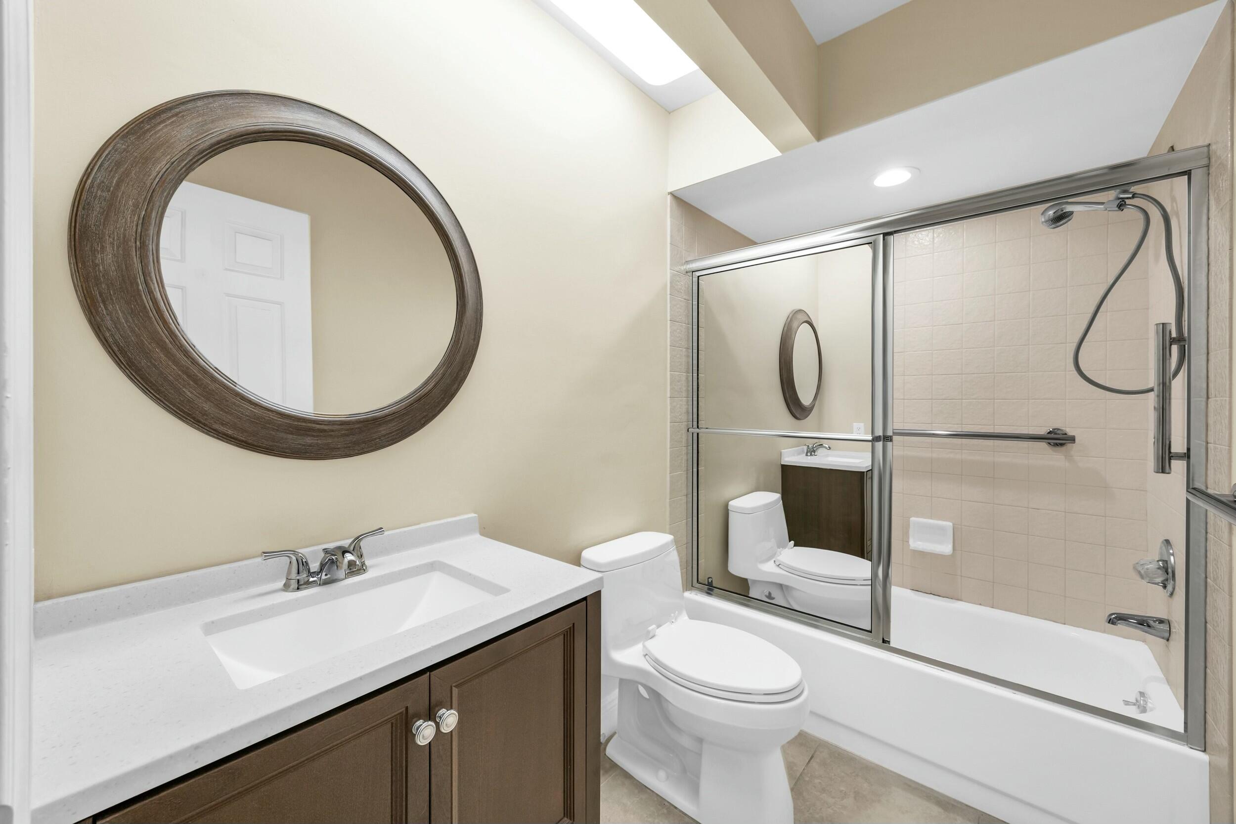 11206 Applegate Circle