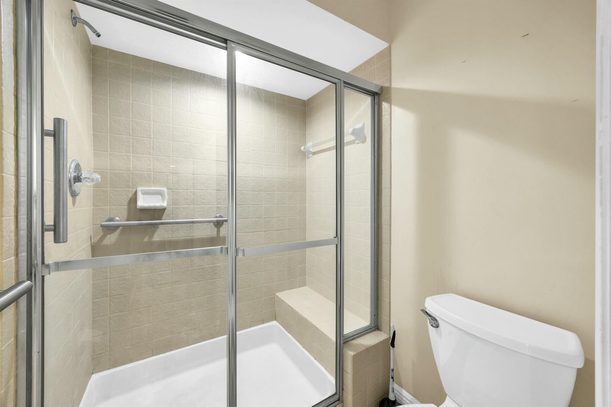 11206 Applegate Circle