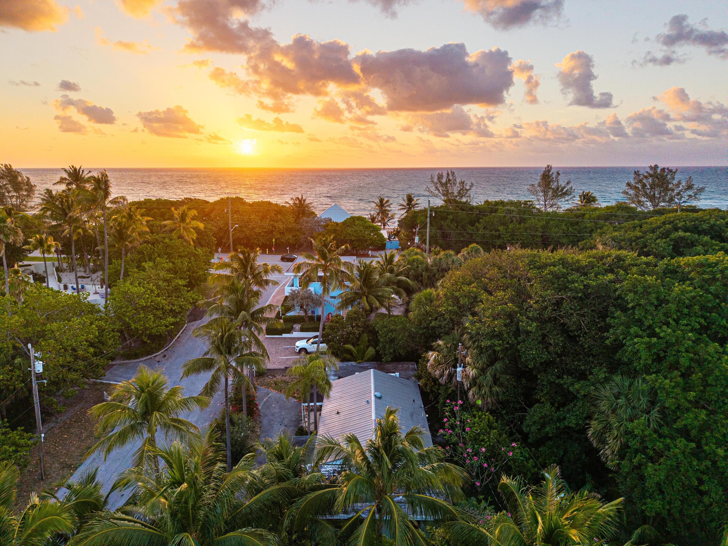 980 Lago Mar Lane