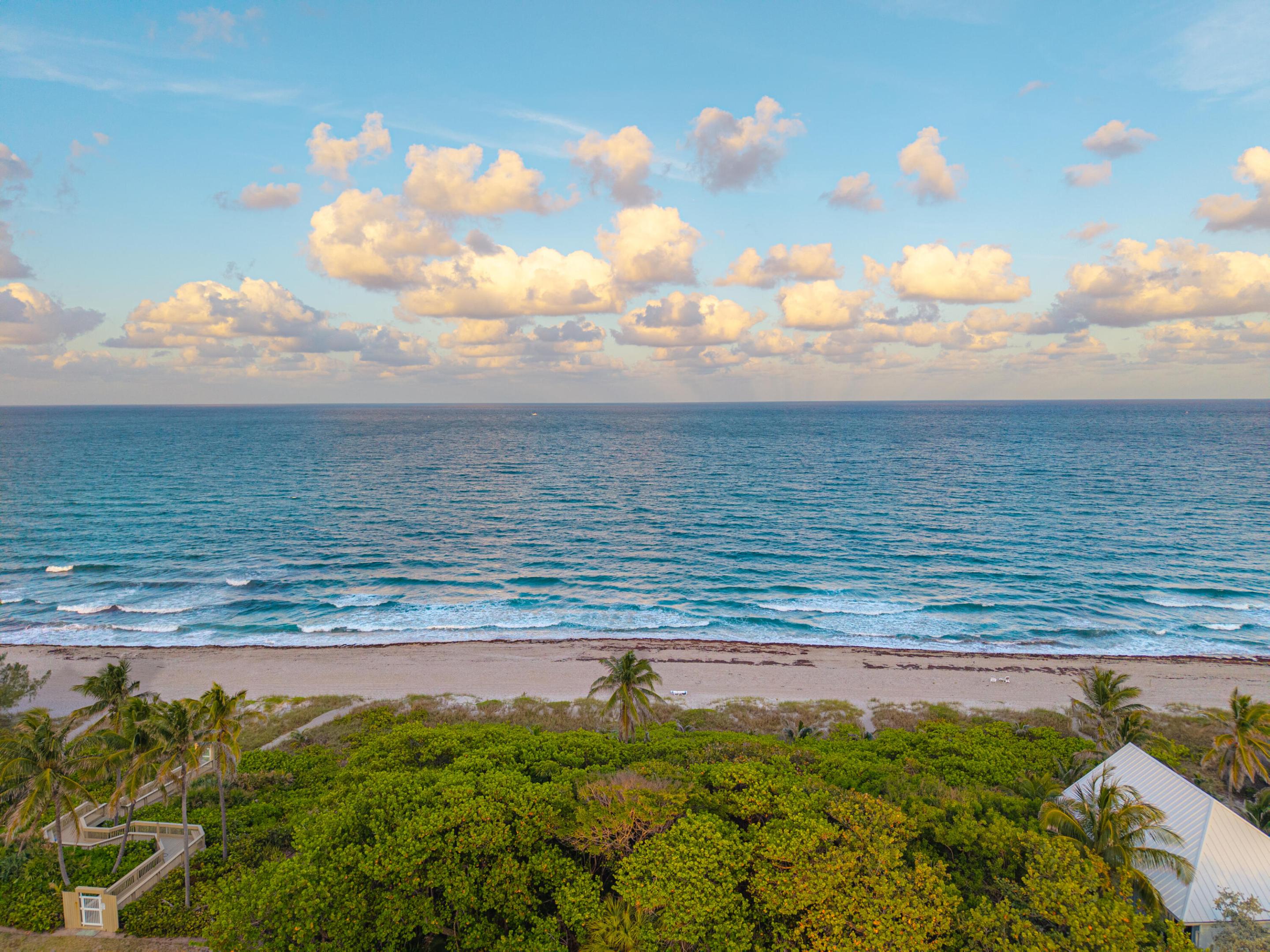 980 Lago Mar Lane