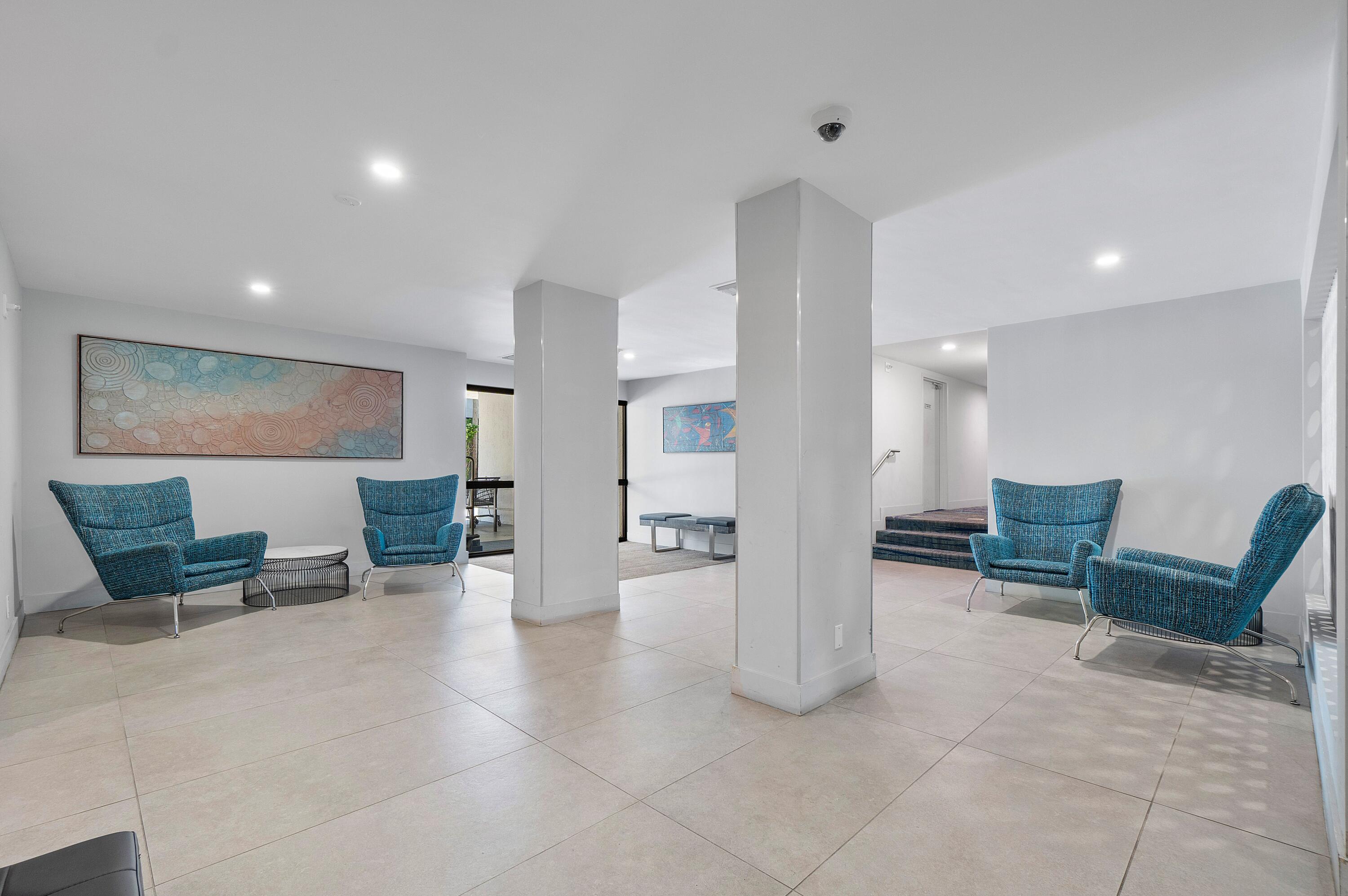 1160 N Federal Highway 320