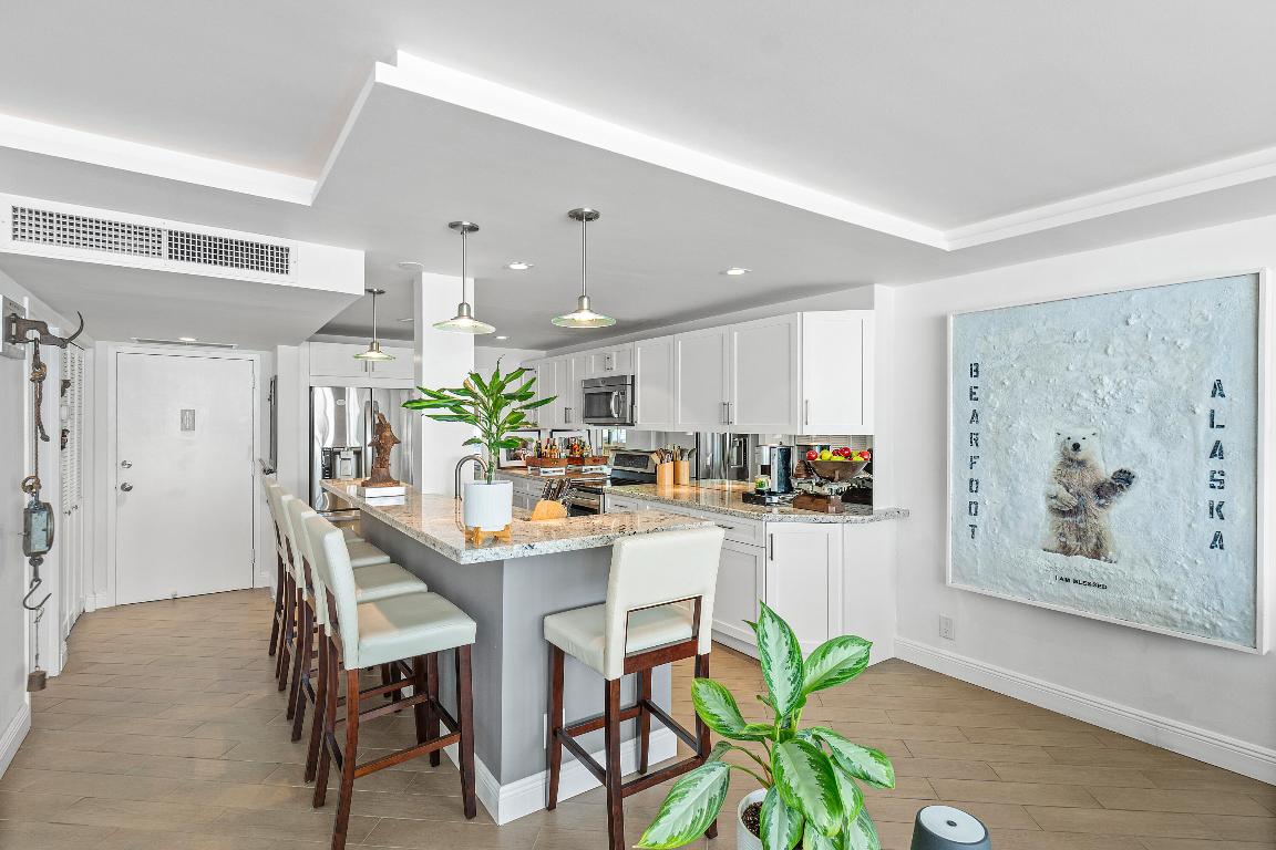 1160 N Federal Highway 320