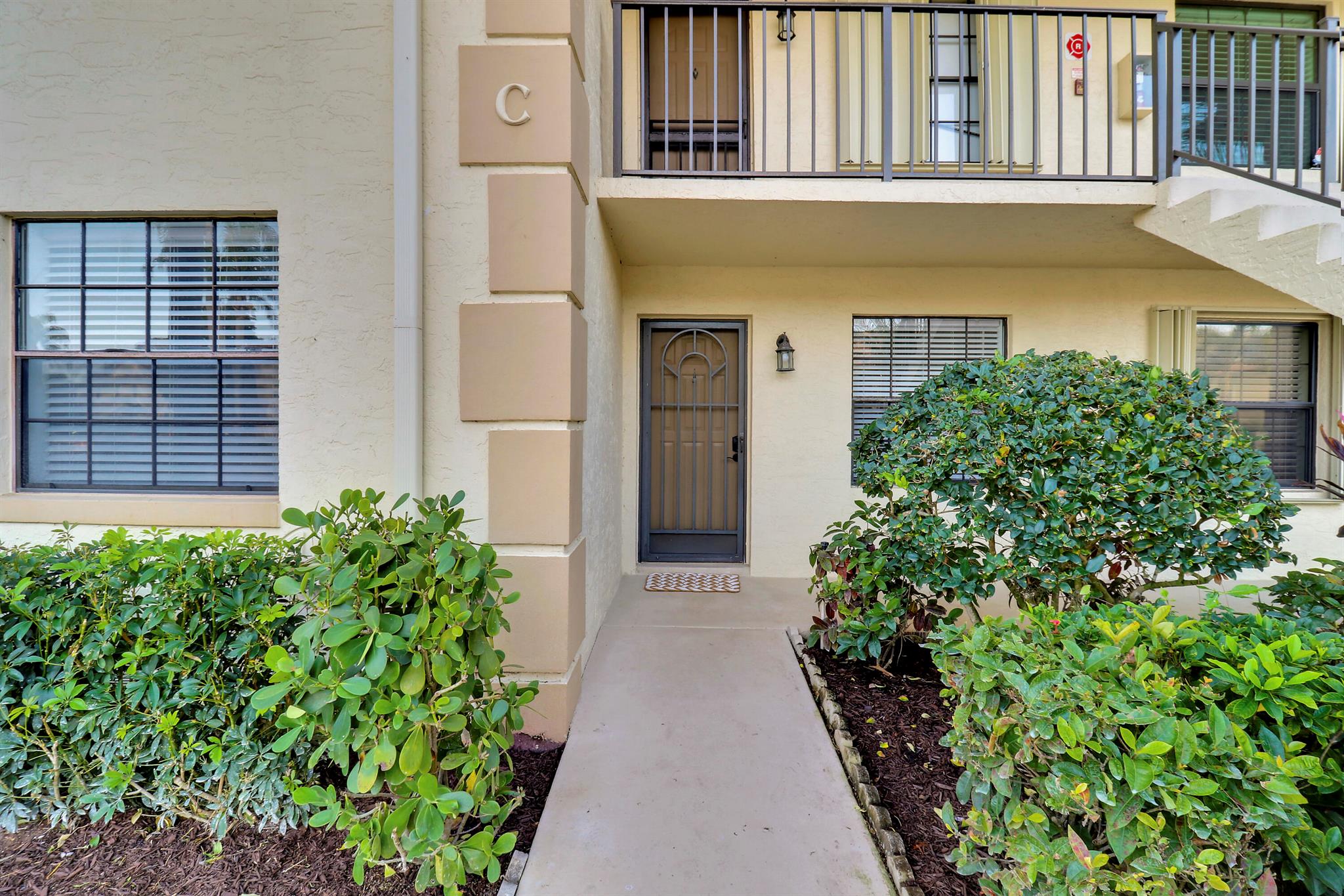 1001 Pinecrest C Circle C