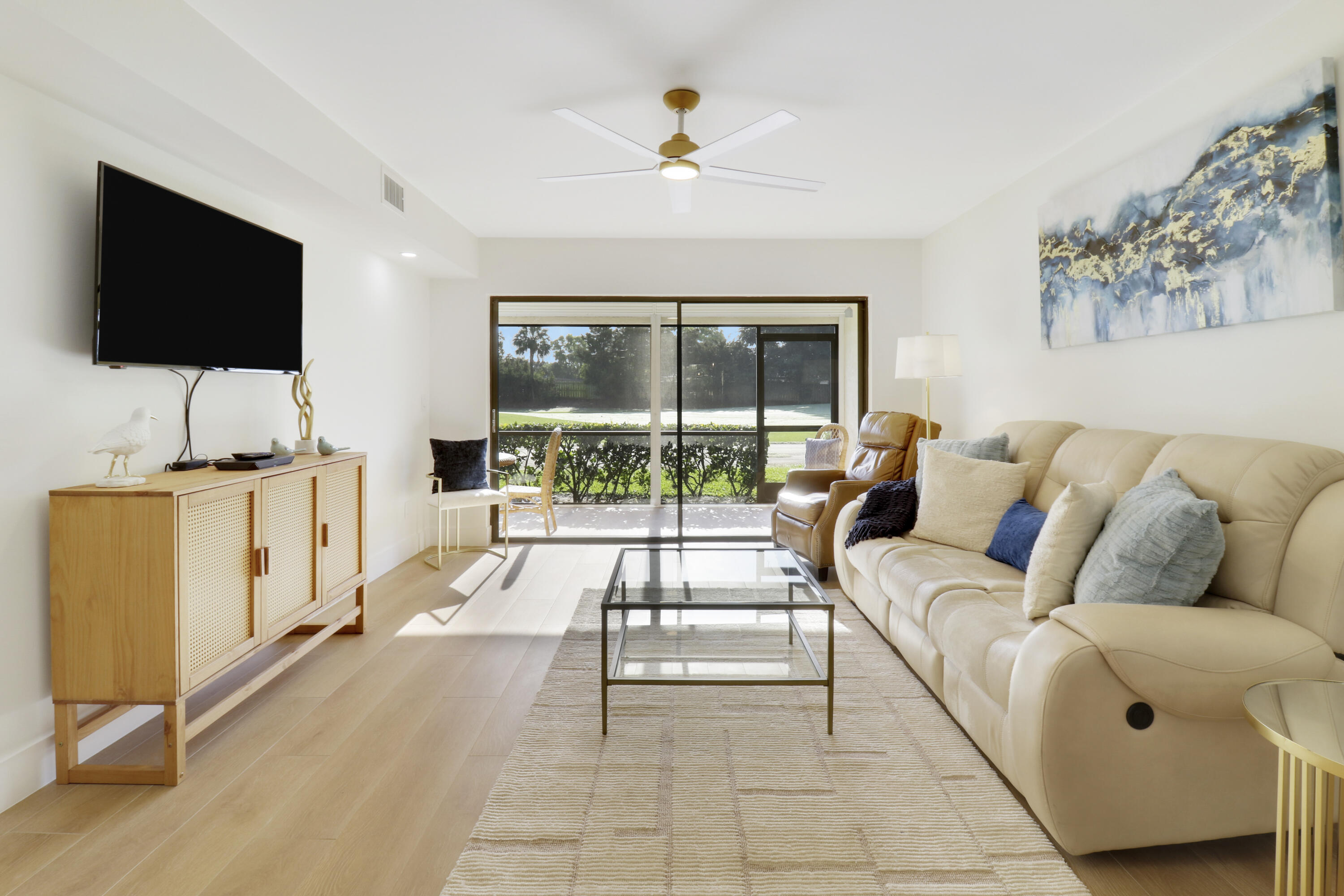 1001 Pinecrest C Circle C