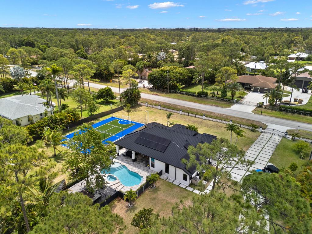 13803 Citrus Grove Boulevard