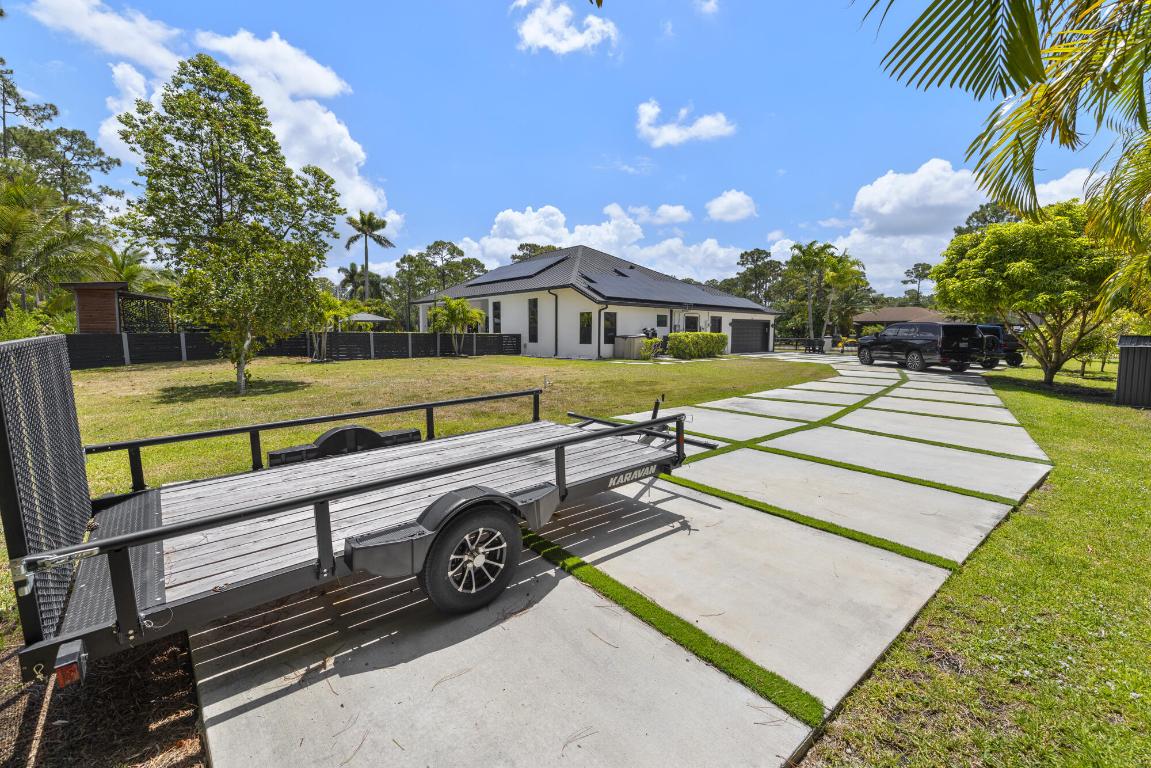 13803 Citrus Grove Boulevard