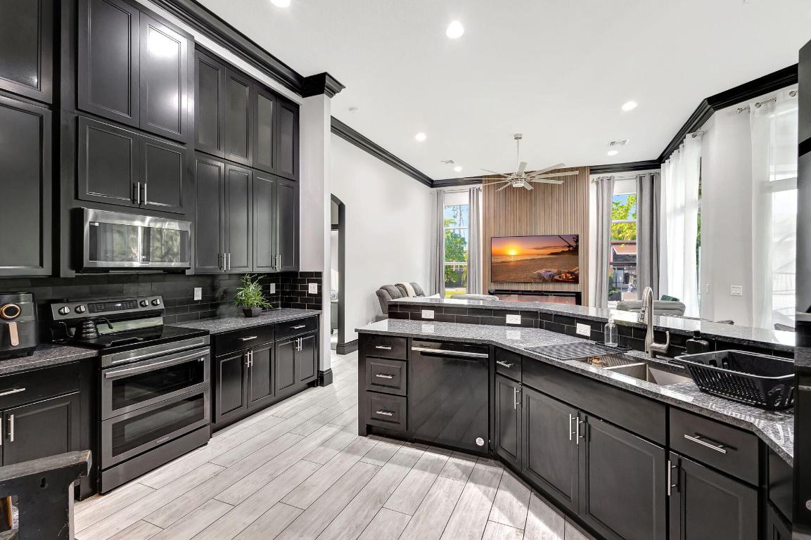 13803 Citrus Grove Boulevard