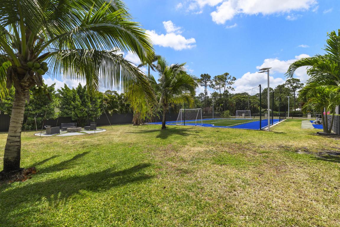 13803 Citrus Grove Boulevard