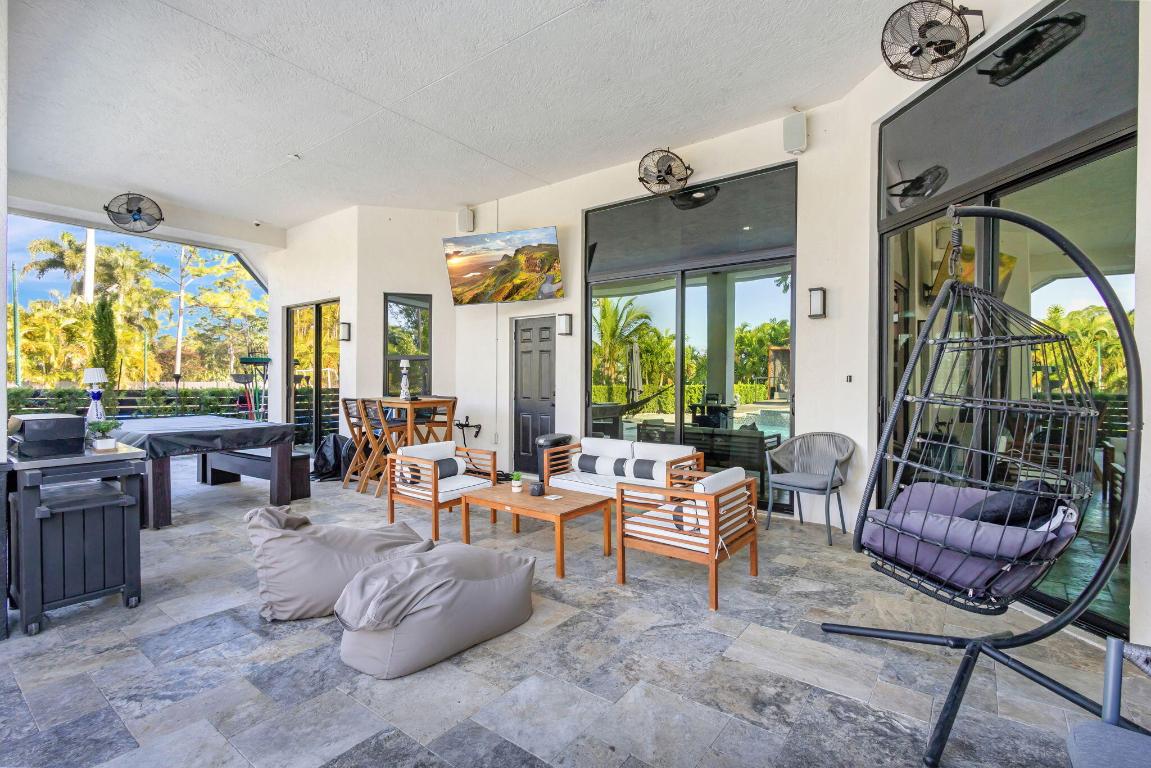 13803 Citrus Grove Boulevard