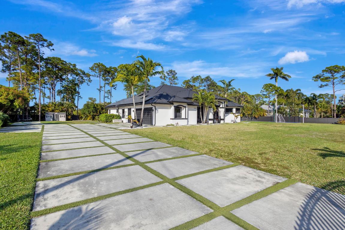 13803 Citrus Grove Boulevard