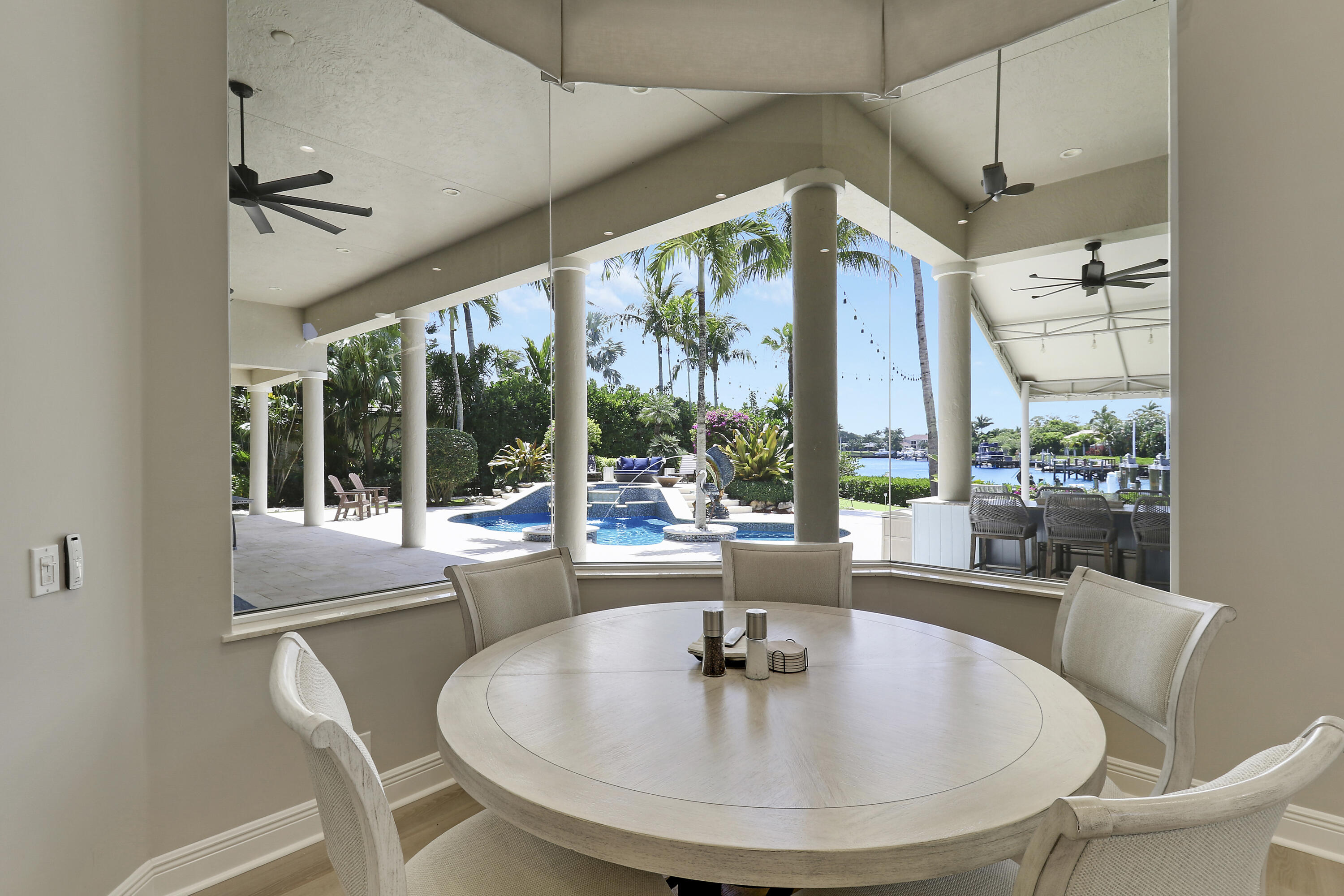 18808 SE Windward Island Lane