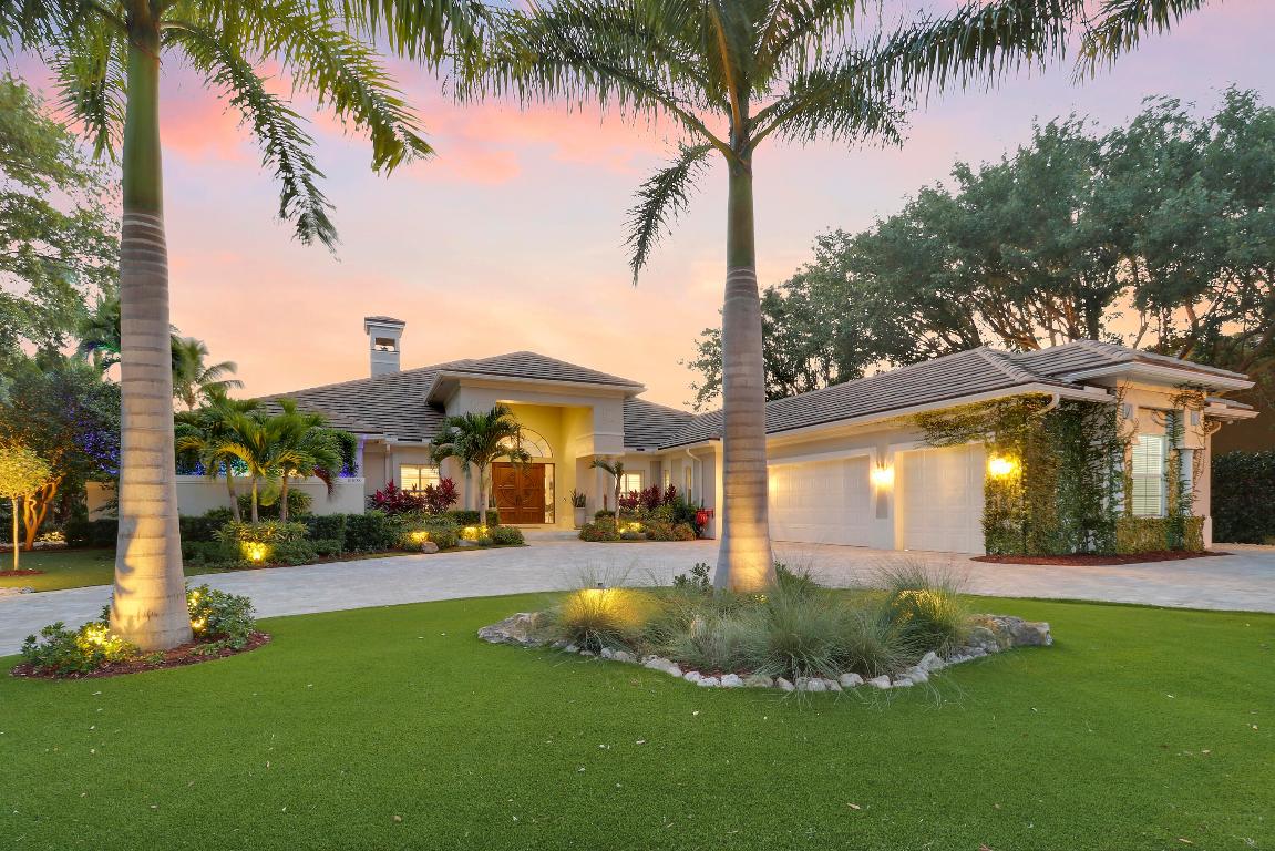 18808 SE Windward Island Lane