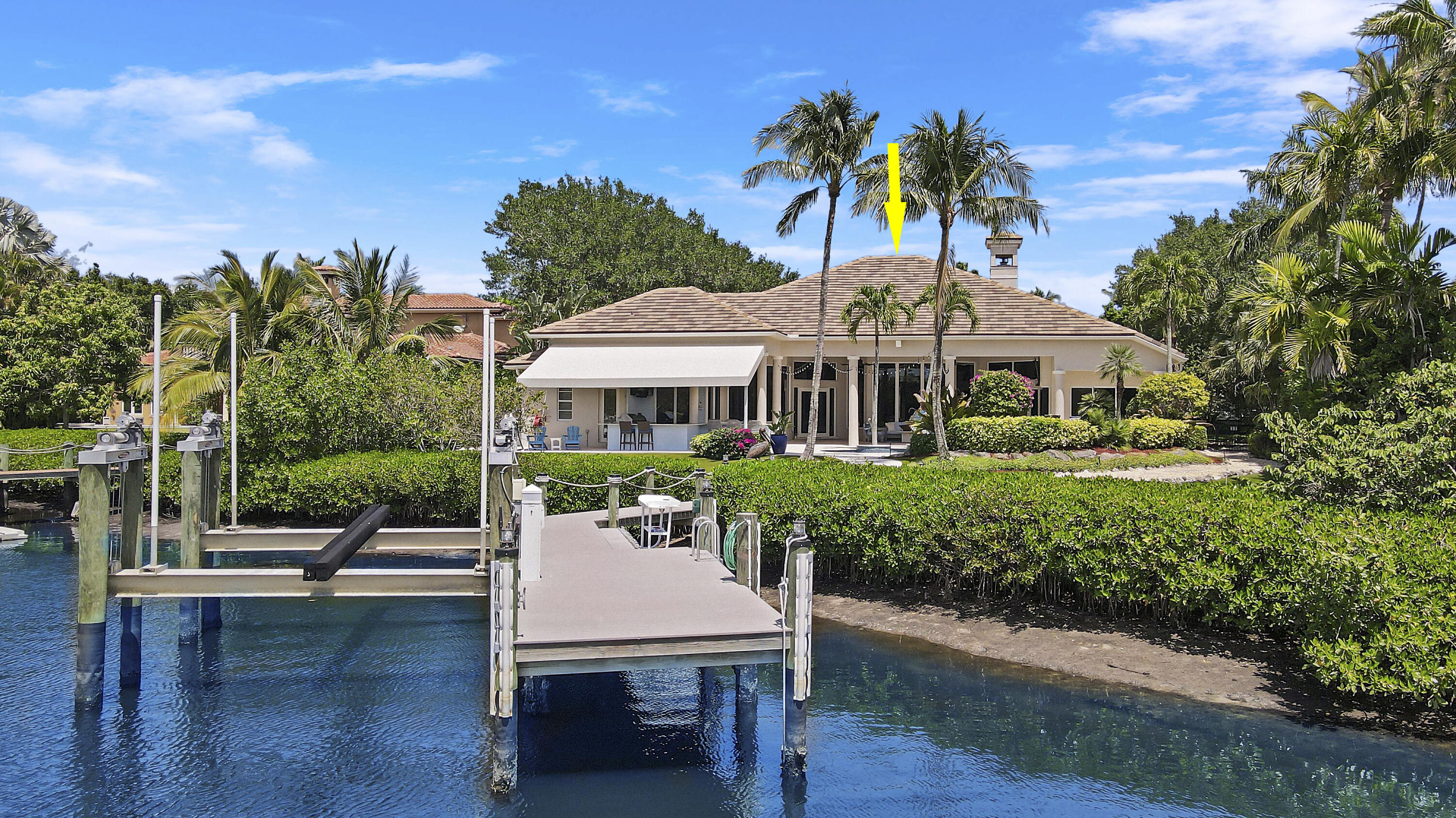 18808 SE Windward Island Lane