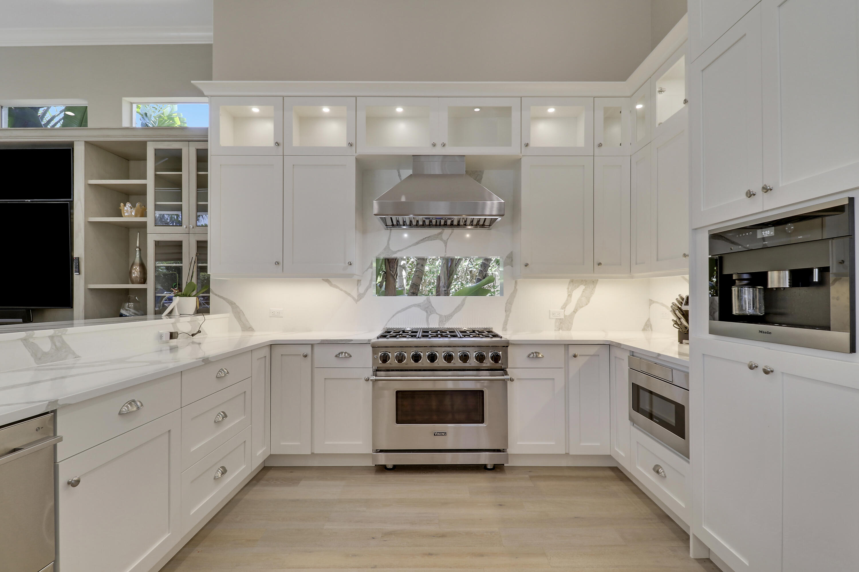 18808 SE Windward Island Lane