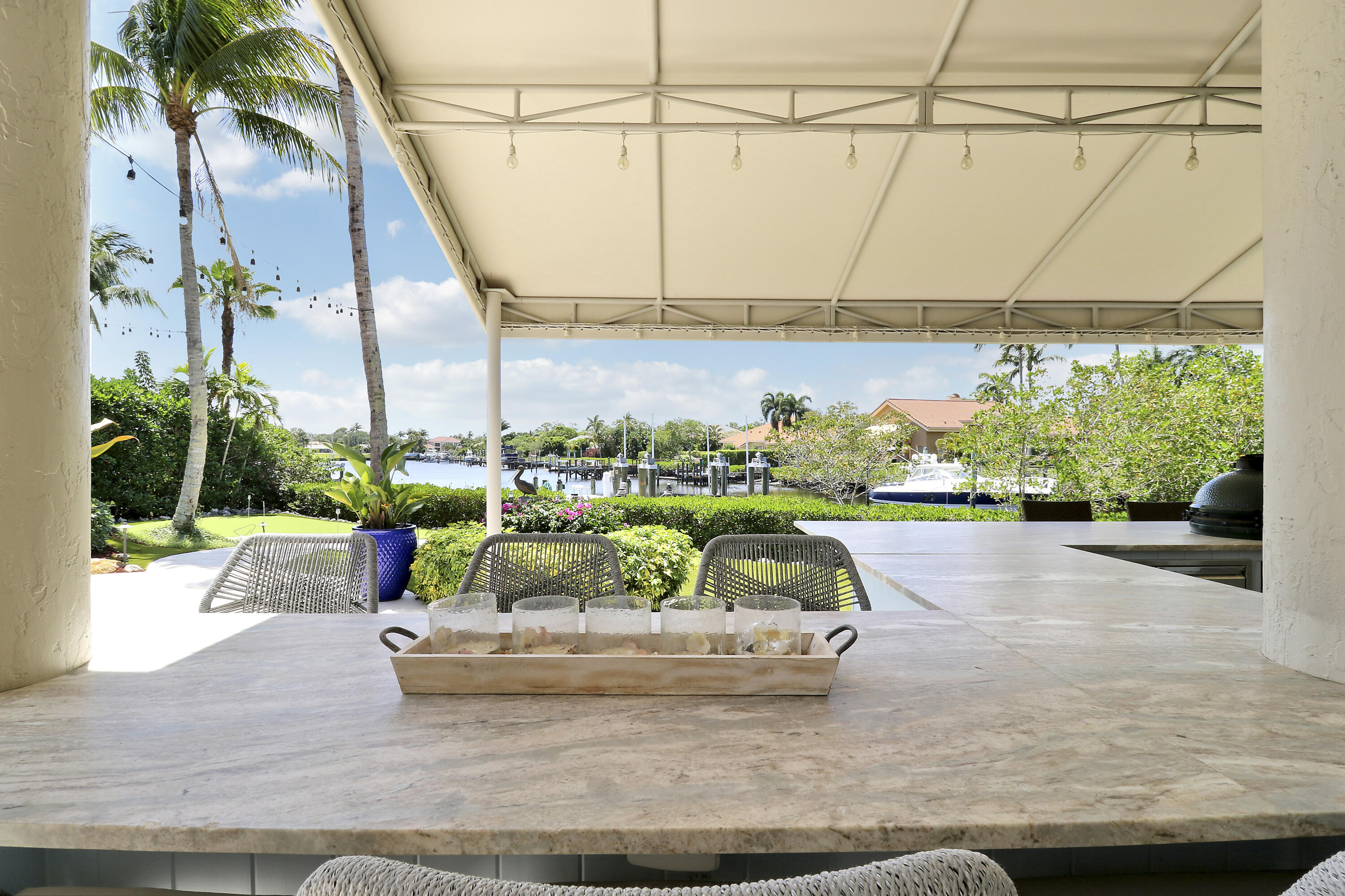 18808 SE Windward Island Lane