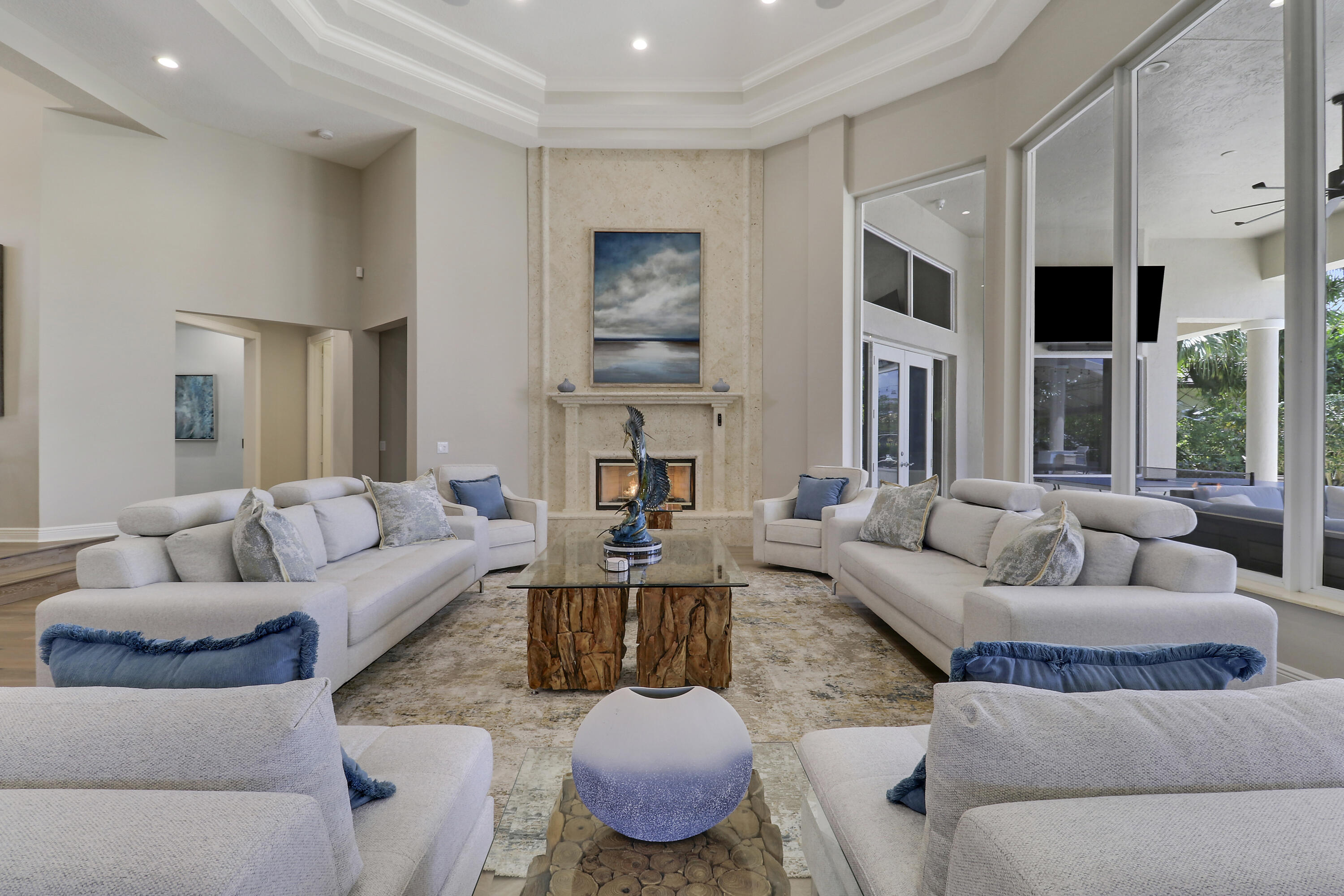 18808 SE Windward Island Lane