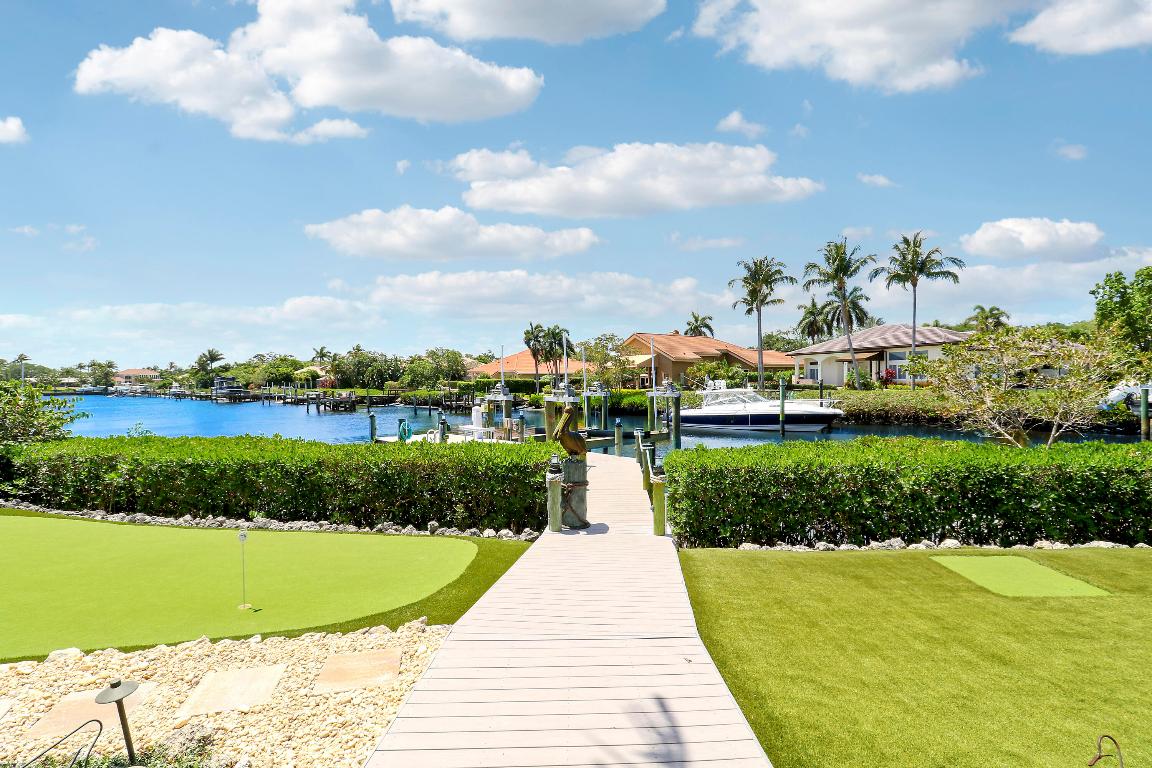 18808 SE Windward Island Lane