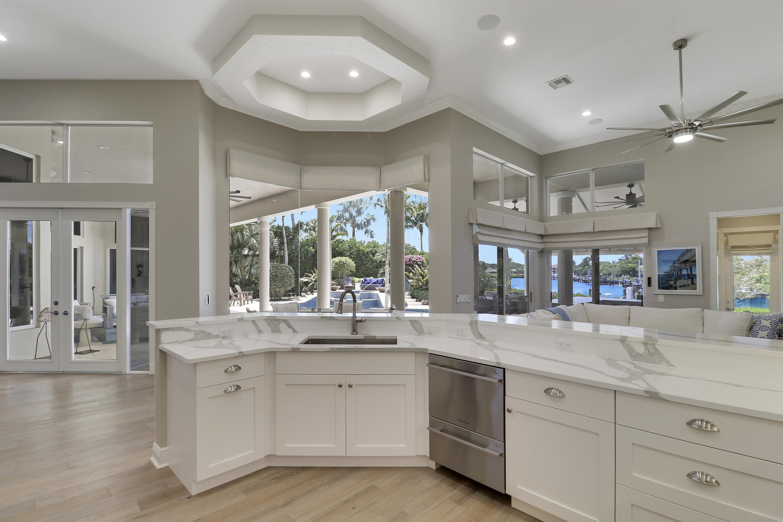 18808 SE Windward Island Lane