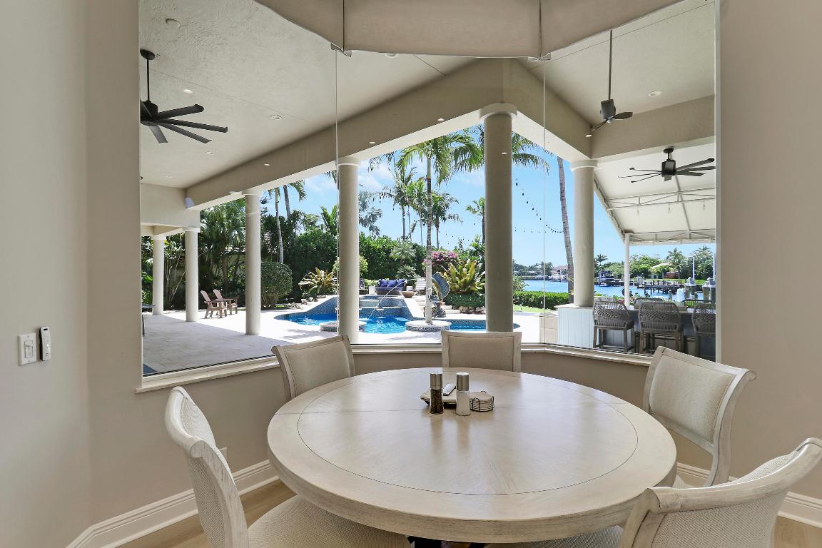 18808 SE Windward Island Lane