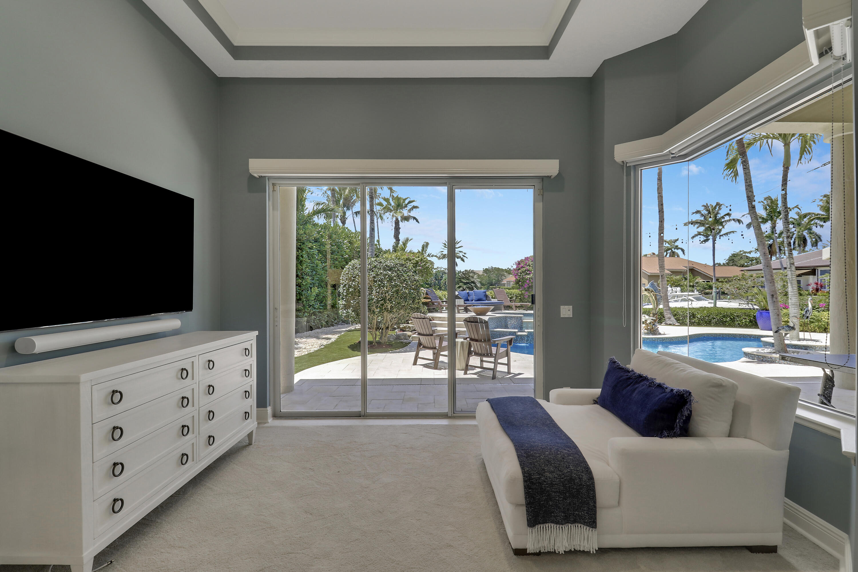 18808 SE Windward Island Lane