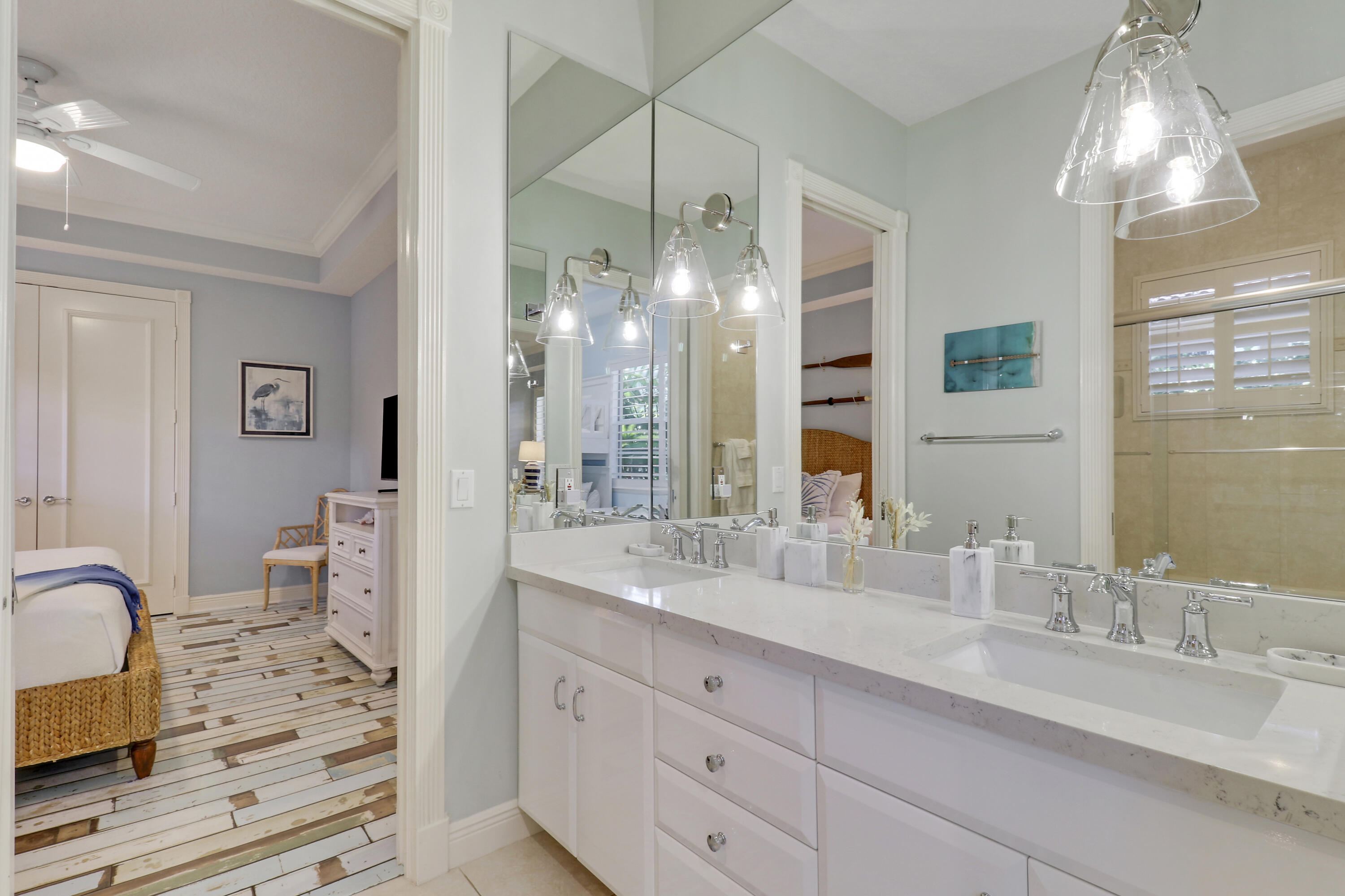 18808 SE Windward Island Lane