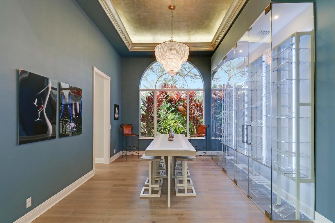 18808 SE Windward Island Lane