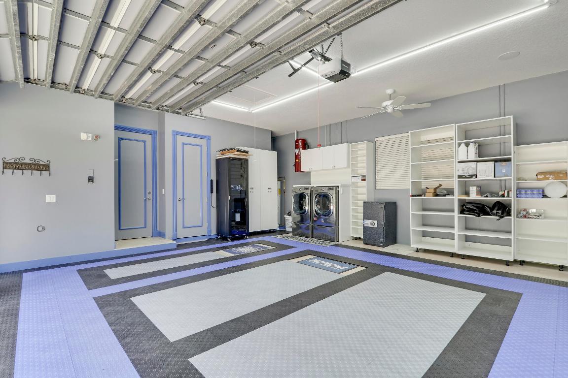 18808 SE Windward Island Lane