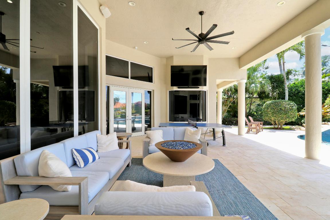 18808 SE Windward Island Lane