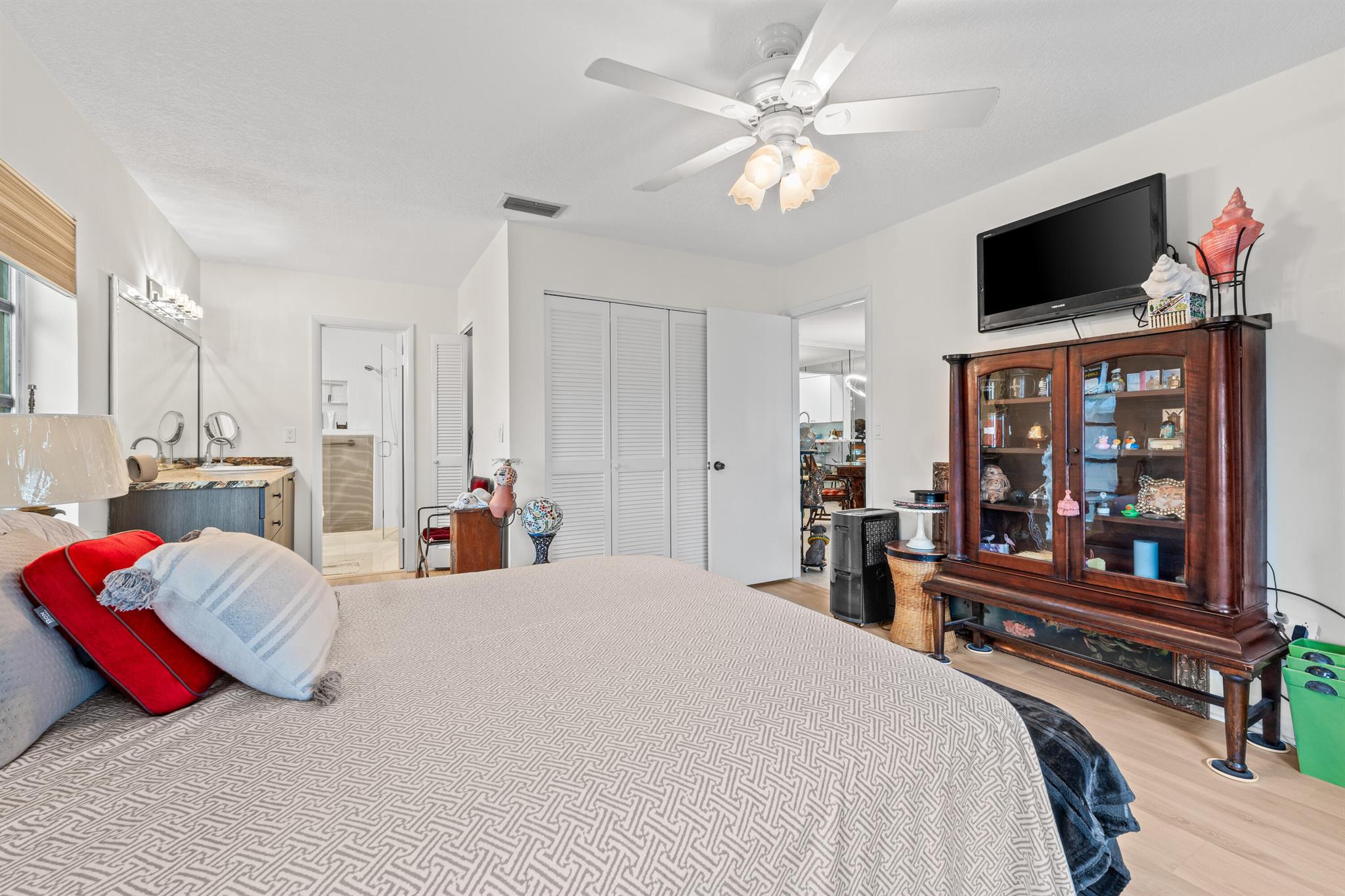 5606 Via Delray D