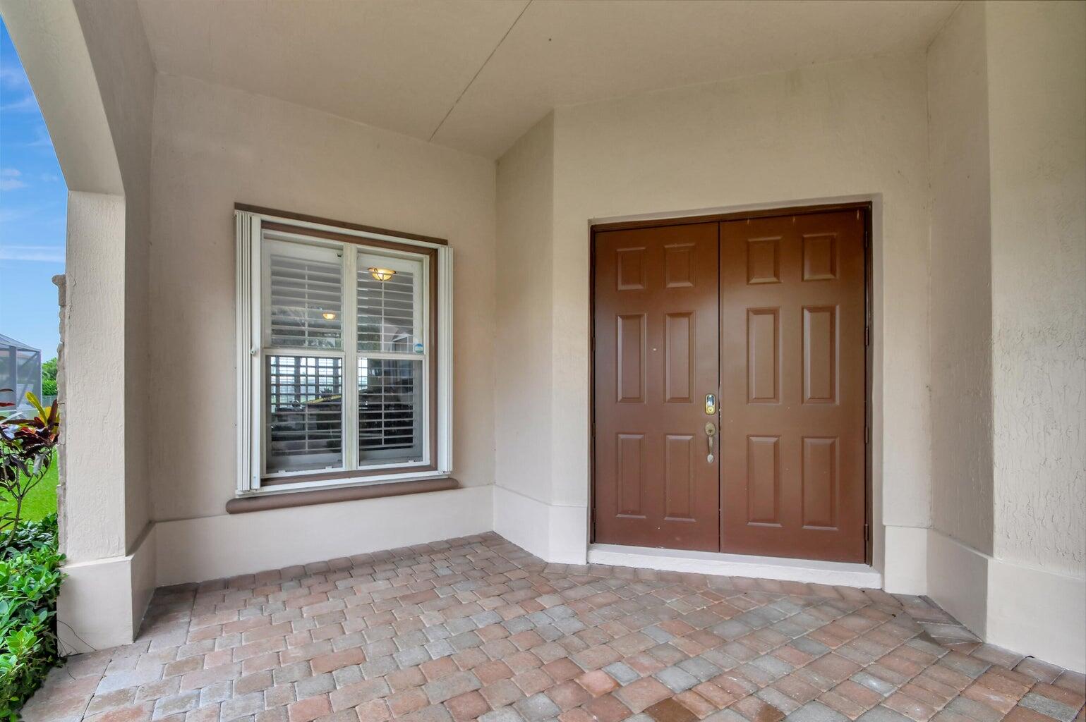 8679 Cobblestone Point Circle Circle