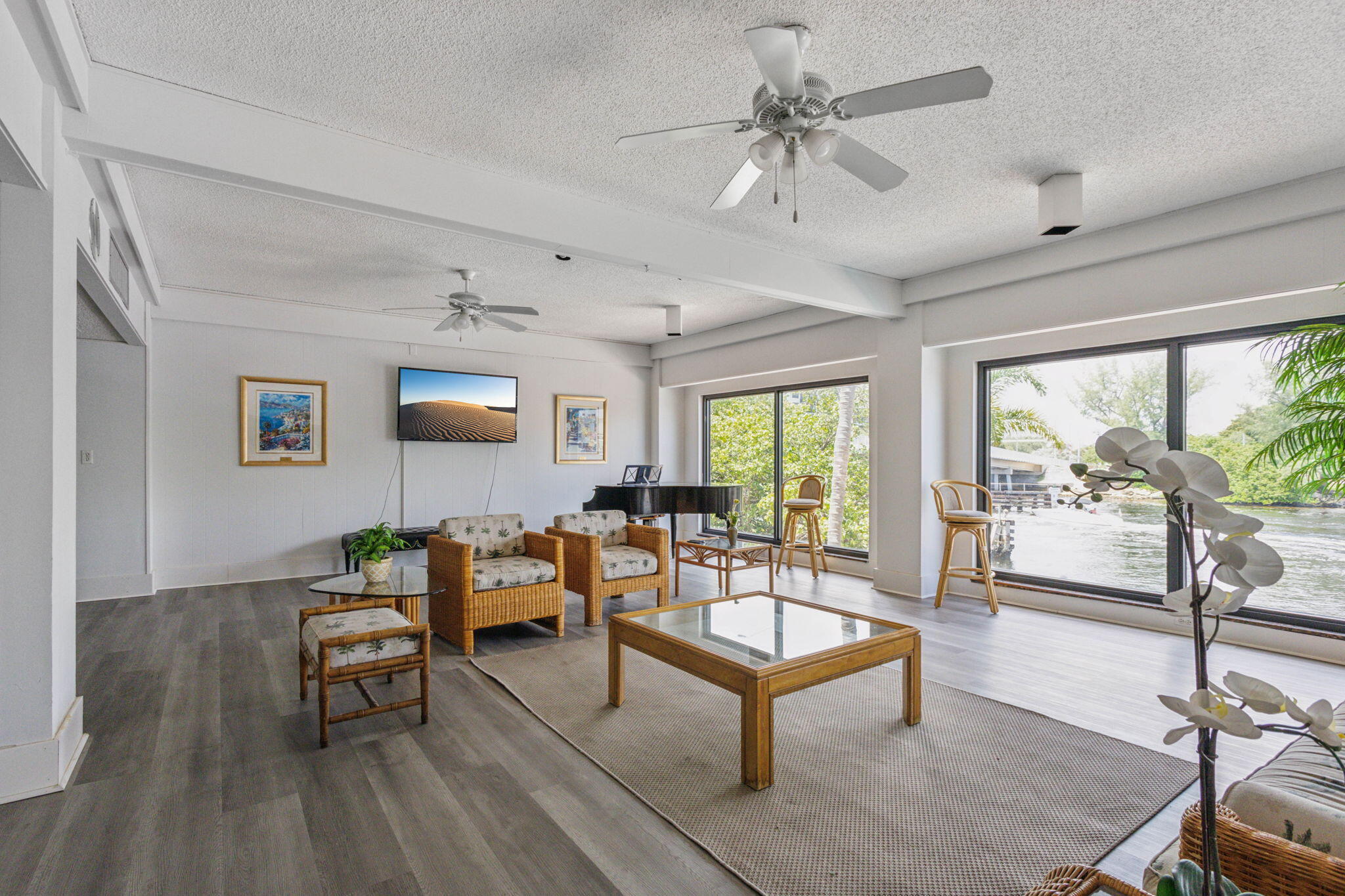 1401 N Riverside Drive 502